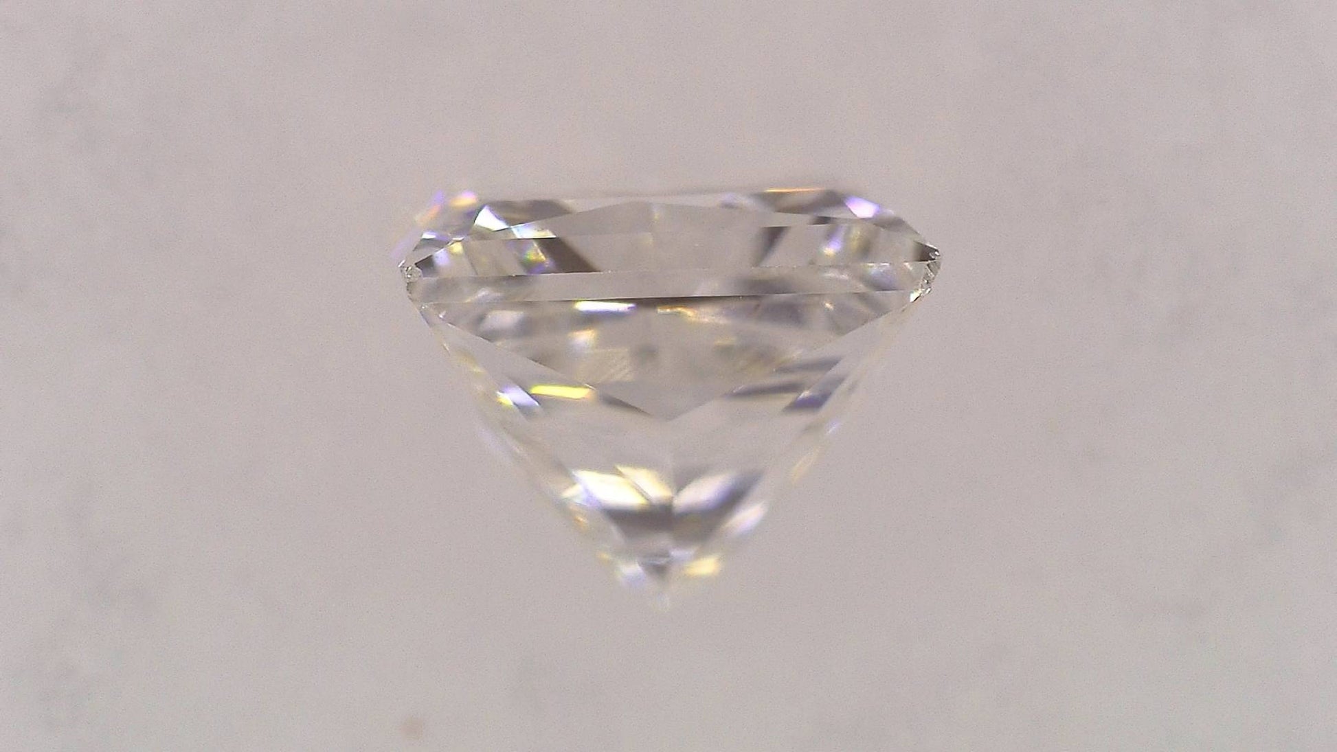 0.219ct G VS-1 ****/GD/GD NONE NATURAL 3.25-3.17X2.52mm SQ Loose Diamond