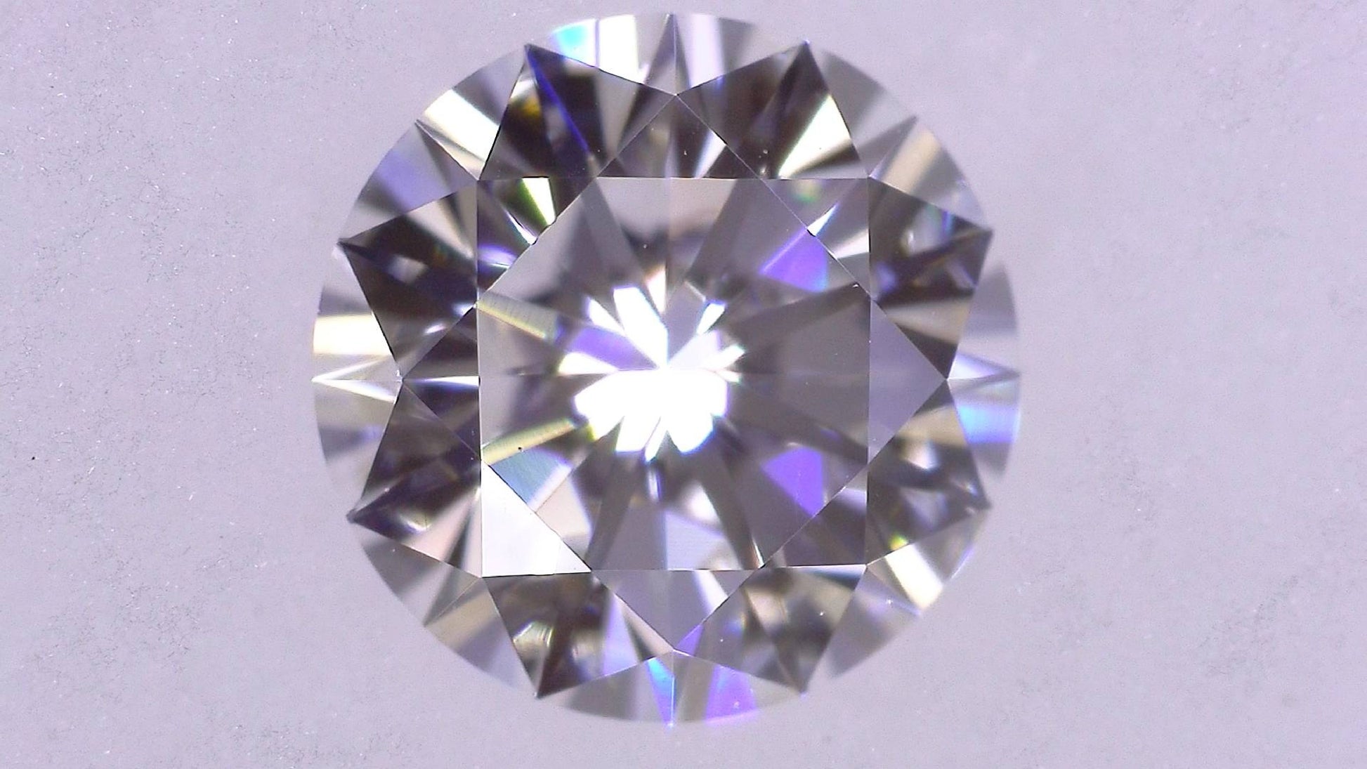 0.380ct F VVS-1 Very Good/Gold/Gold None Natural 4.71-4.72 x 2.85mm Loose Diamond