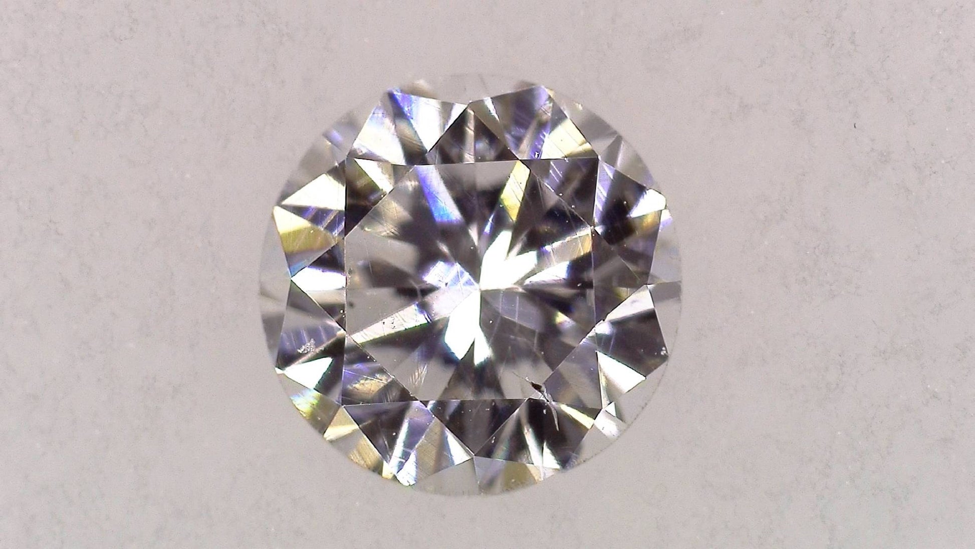 0.309ct E SI-1 GOOD/GD/FR FAINT NATURAL 4.28-4.33X2.69mm Loose Diamond