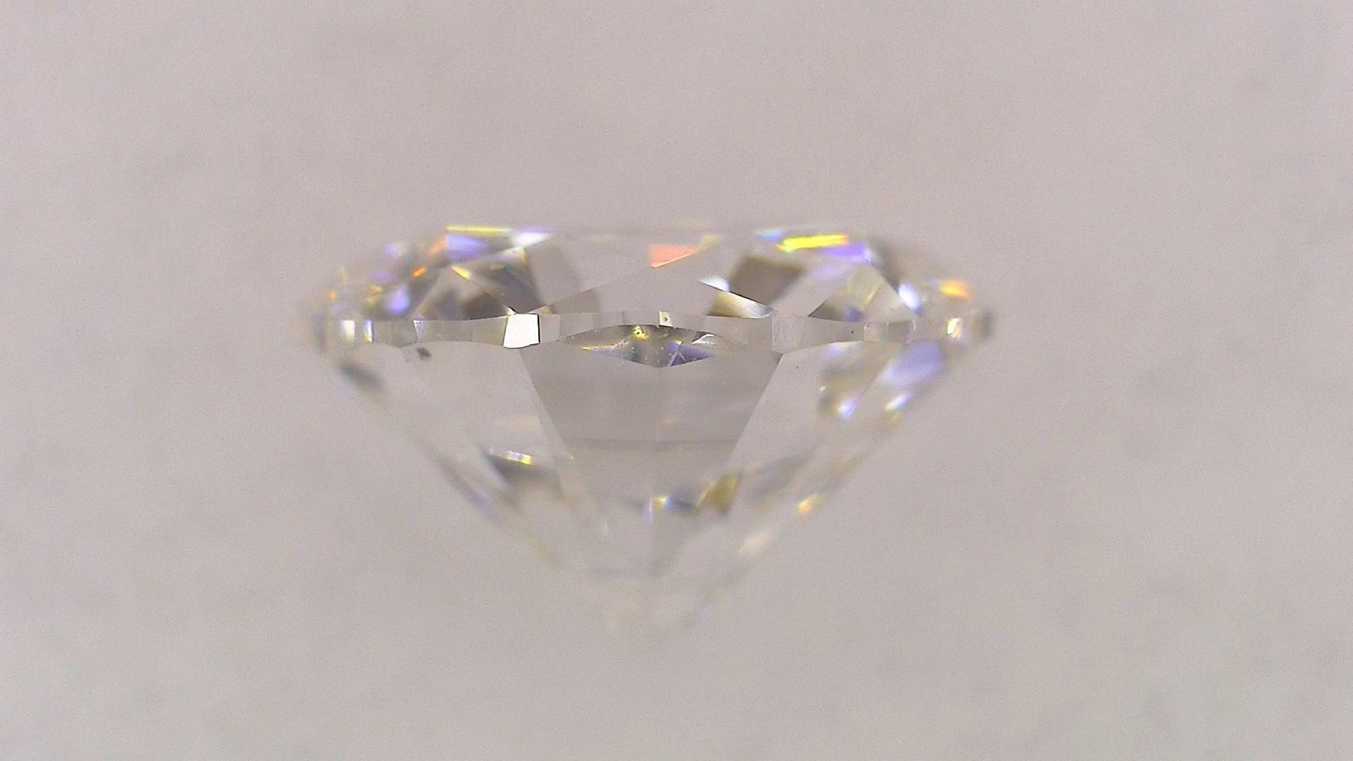 0.452ct E VS-2 GOOD/GD/FR FAINT NATURAL 4.85-5.00X3.03mm Loose Diamond