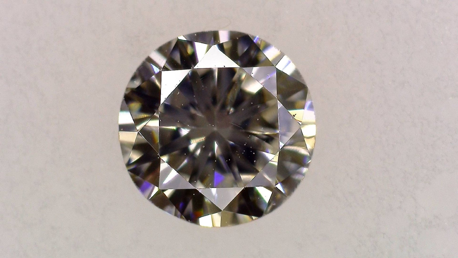 0.363ct J VS-2 GOOD/GD/FR STRONG BLUE NATURAL 4.63-4.73X2.68mm Loose Diamond