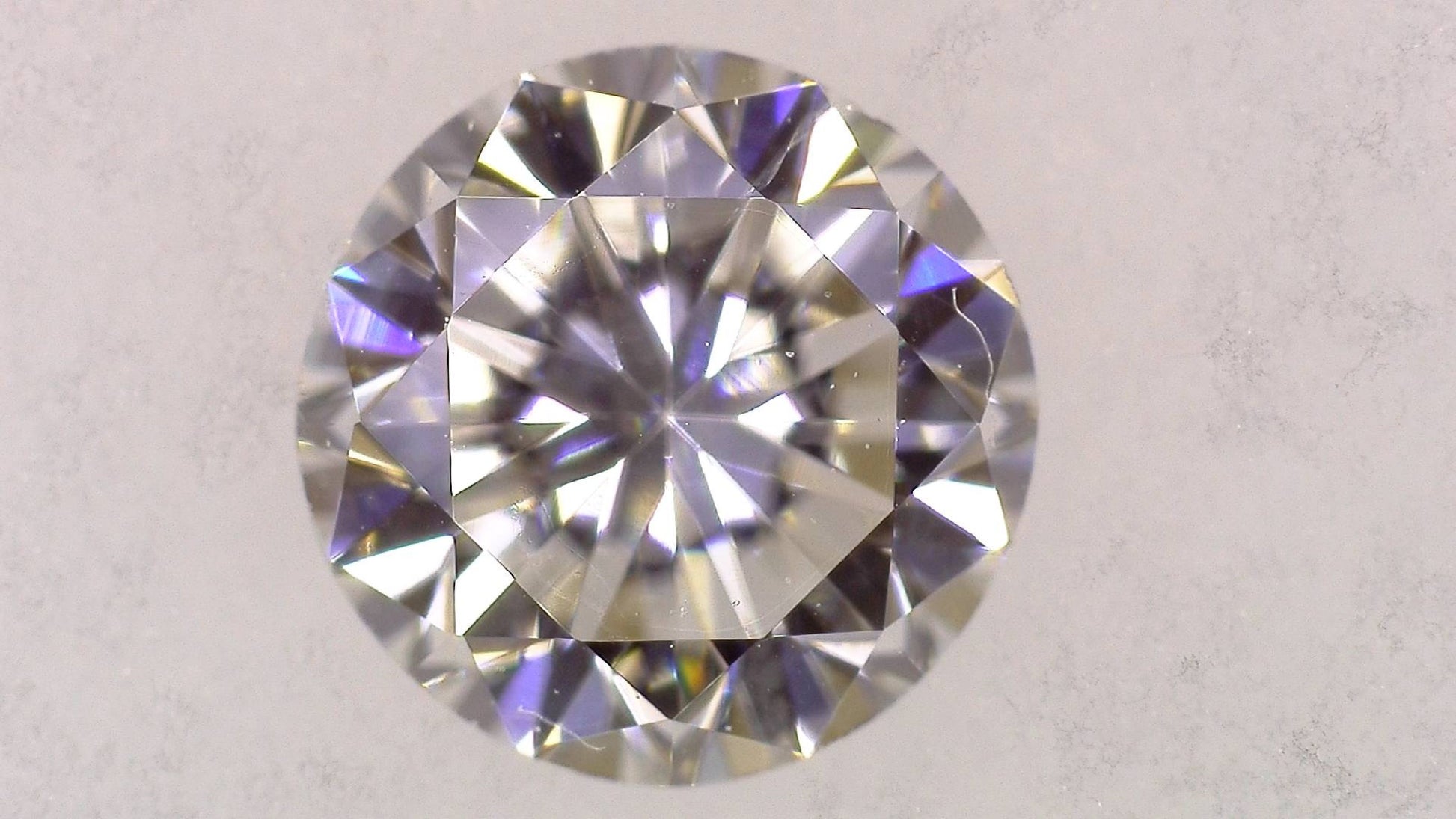 0.405ct F SI-2 GOOD/GD/FR NONE NATURAL 4.67-4.75X2.92mm Loose Diamond