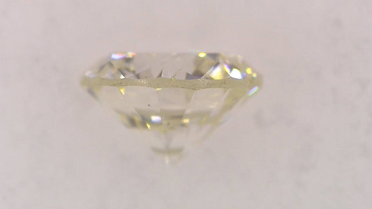 0.323ct L SI-2 GOOD/GD/FR NONE NATURAL 4.32-4.34X2.68mm Loose Diamond