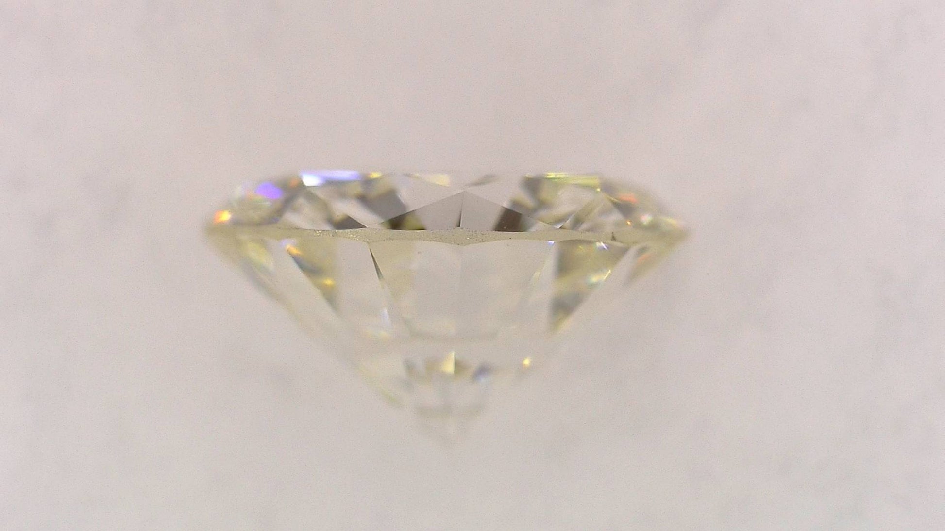 0.600ct K VS-2 VERY GOOD/VG/GD NONE NATURAL 5.58-5.64X3.17mm Loose Diamond