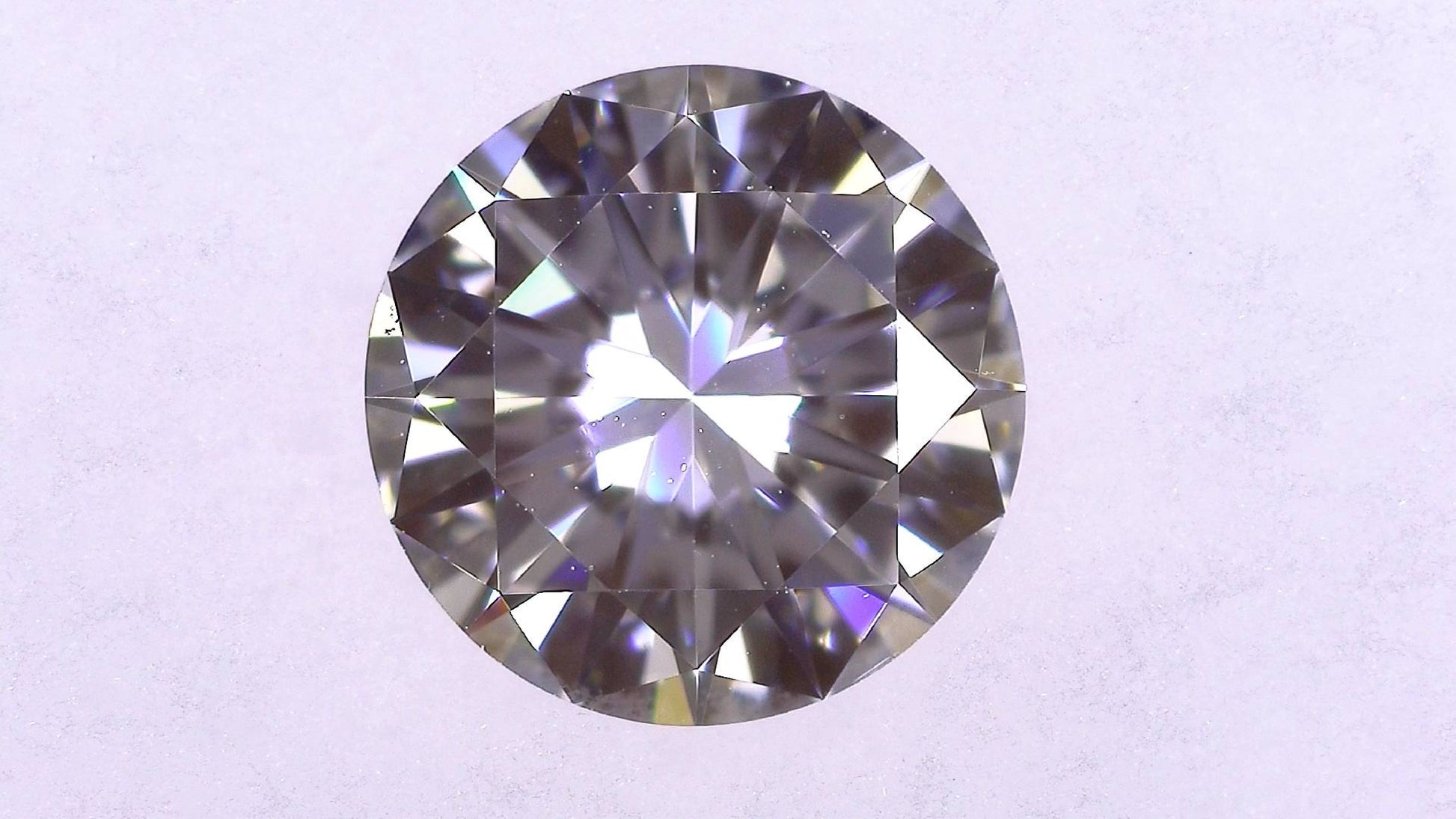 0.552ct F VS-2 VERY GOOD/VG/VG MEDIUM BLUE NATURAL 5.47-5.51X3.10mm Loose Diamond