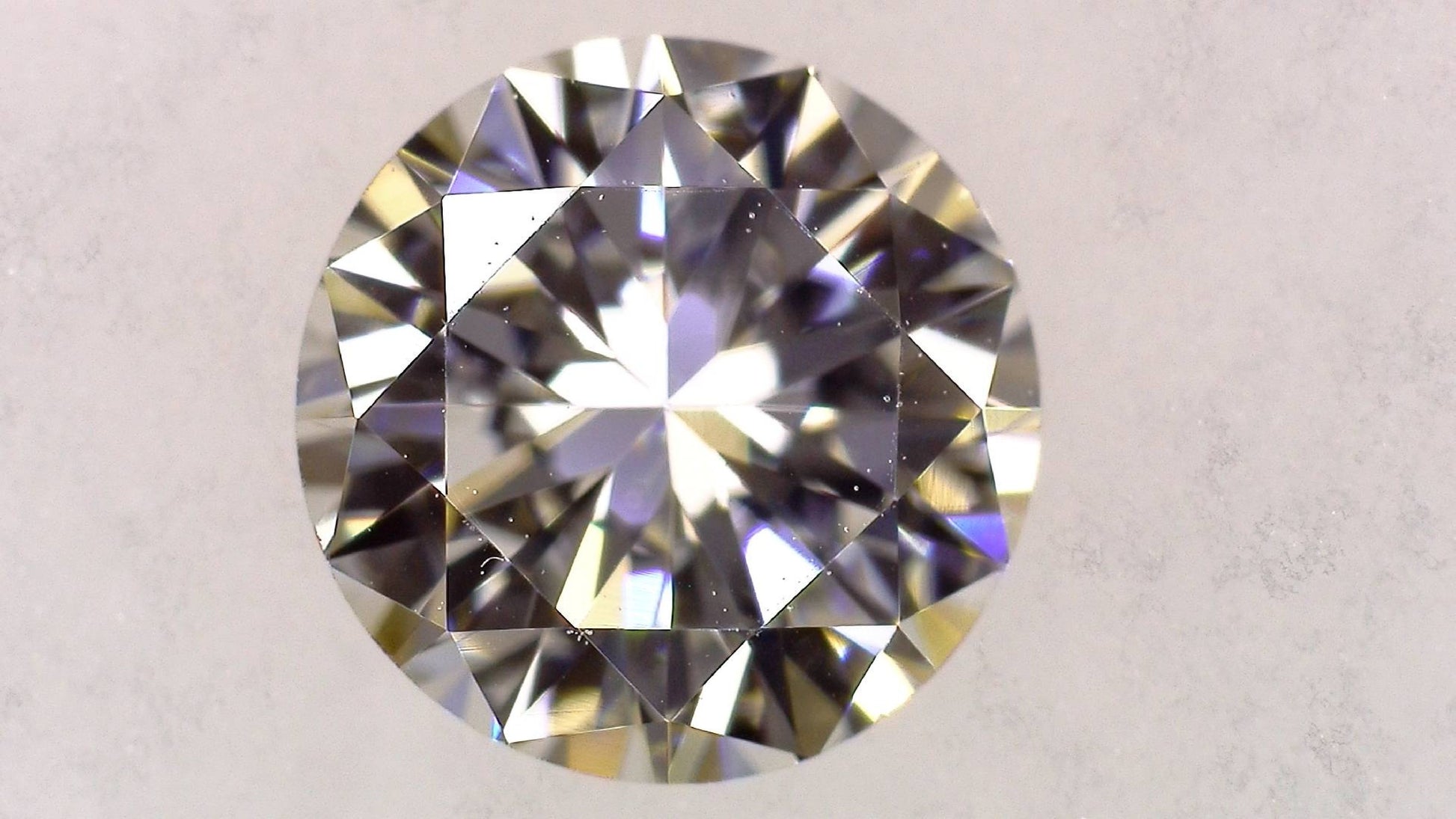 0.515ct H VS-1 Very Good/Gold/Gold None Natural 5.18-5.22 x 3.10mm Loose Diamond