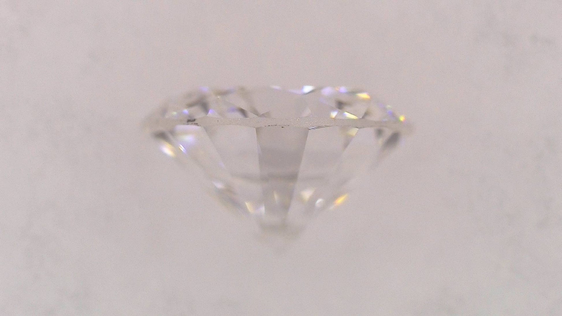 0.232ct E VS-1 VERY GOOD/VG/VG NONE NATURAL 3.95-4.00X2.41mm Loose Diamond