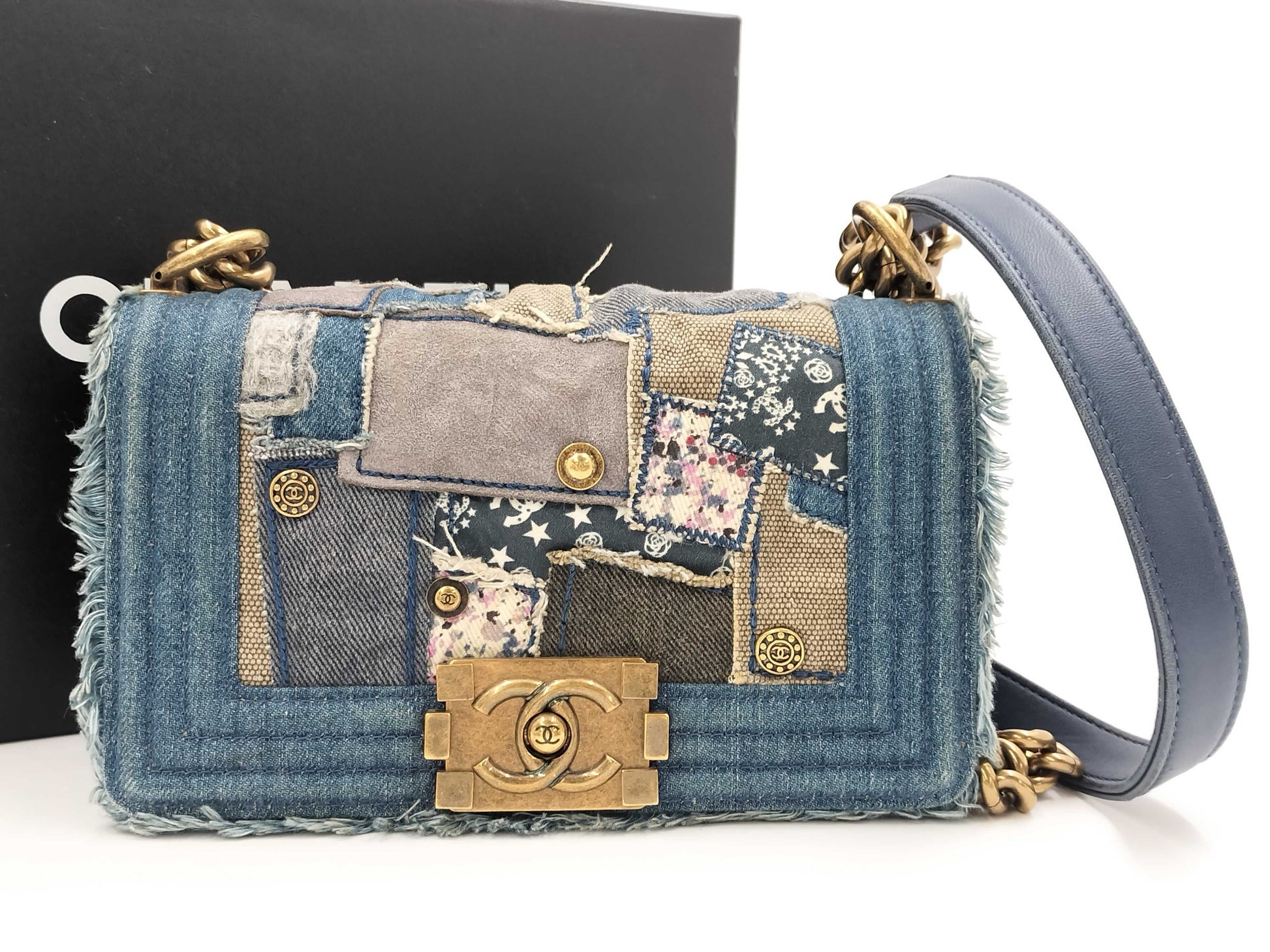 CHANEL Boy Chanel 20 Denim Chain Shoulder Bag Shoulder Bag