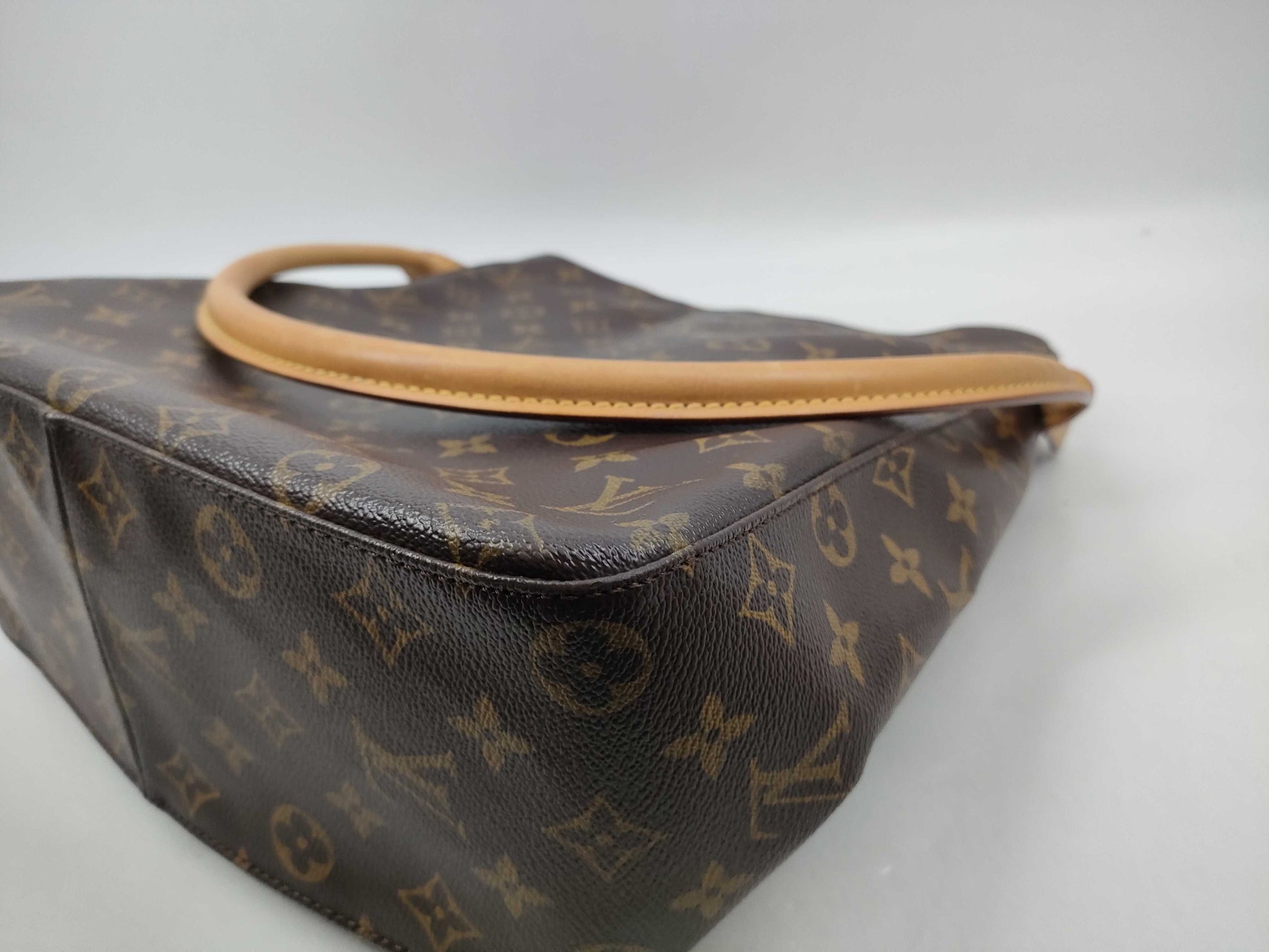 LOUIS VUITTON M51145 Monogram Looping GM Shoulder Bag
