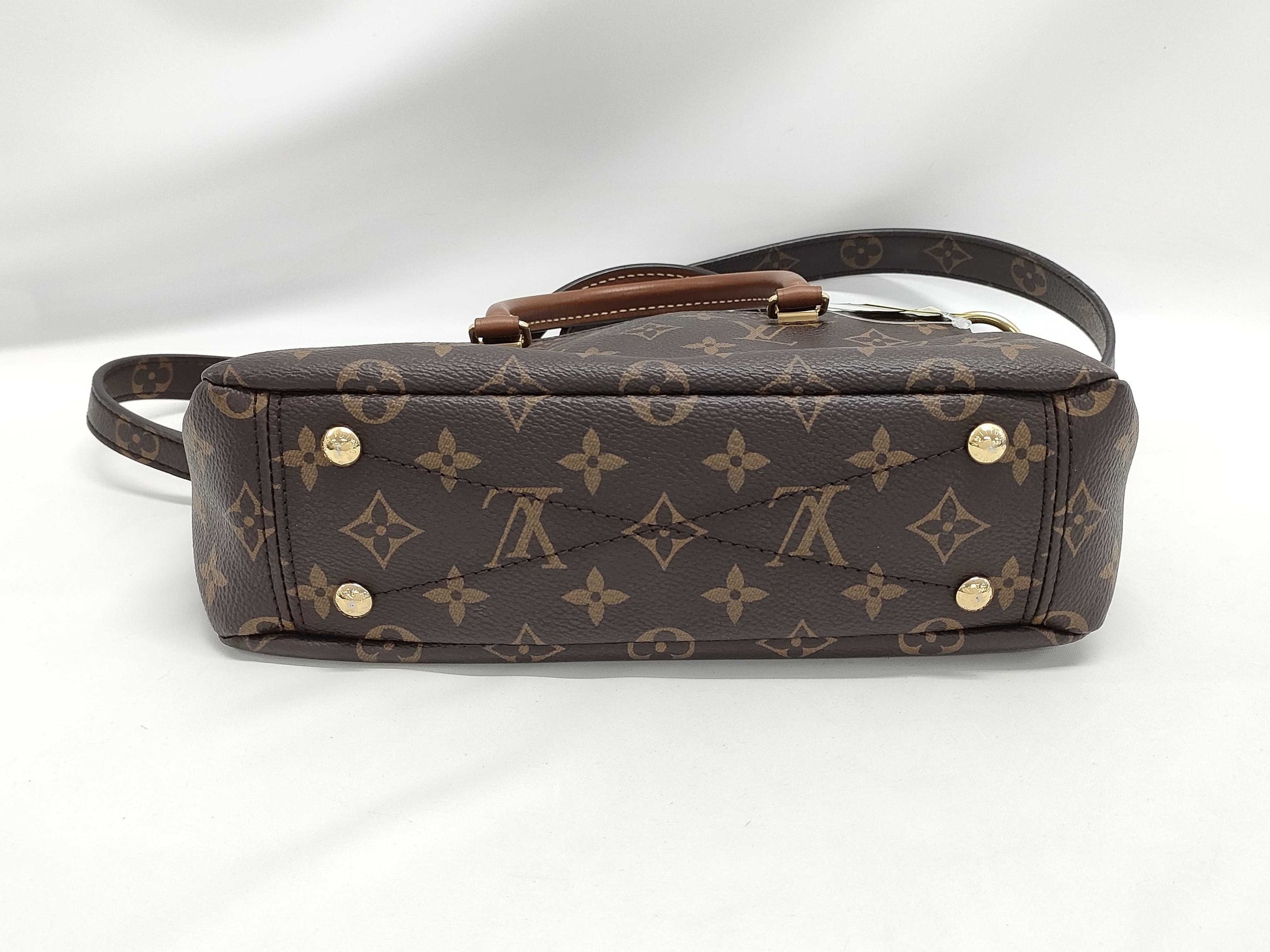LOUIS VUITTON Monogram Pallas BB 2-Way Bag Handbag