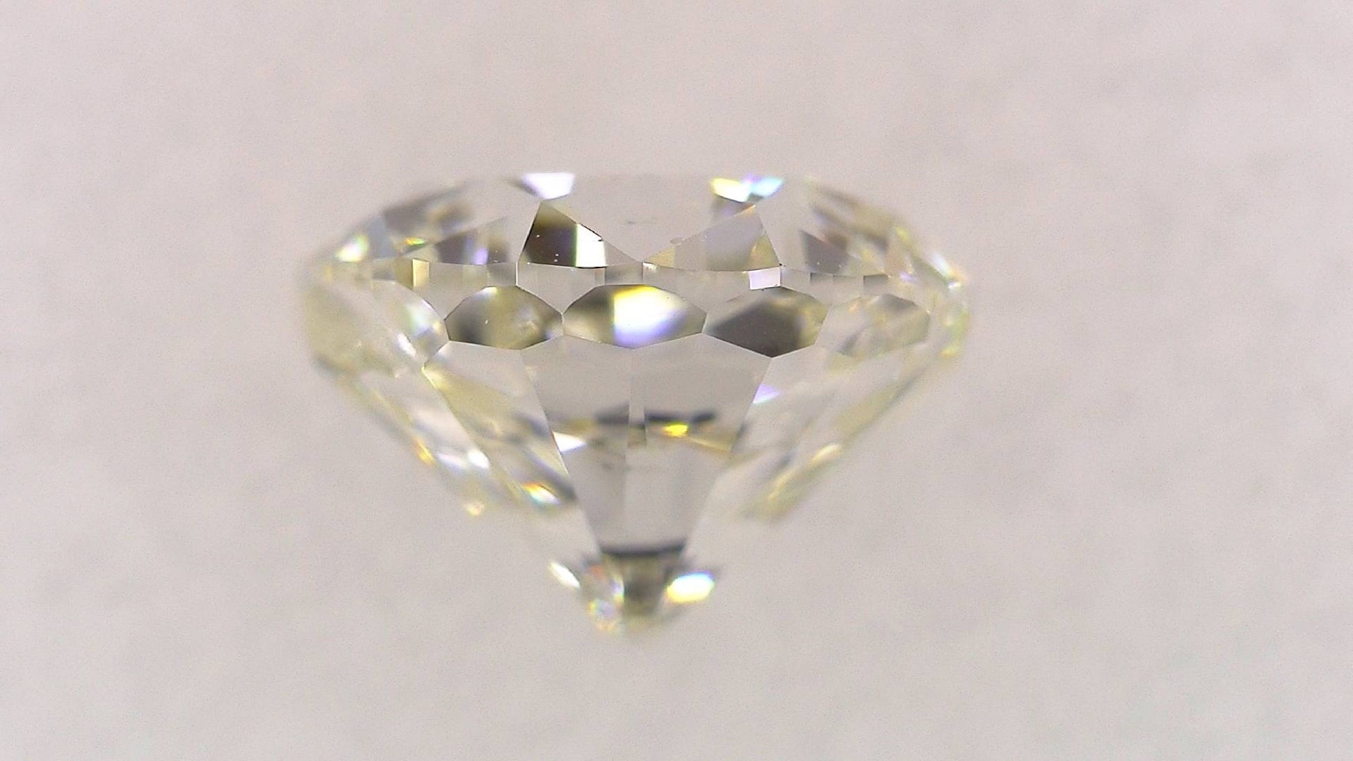 1.009ct I SI-1 ****/GD/GD NONE NATURAL 5.93-6.04X4.09mm RD Loose Diamond