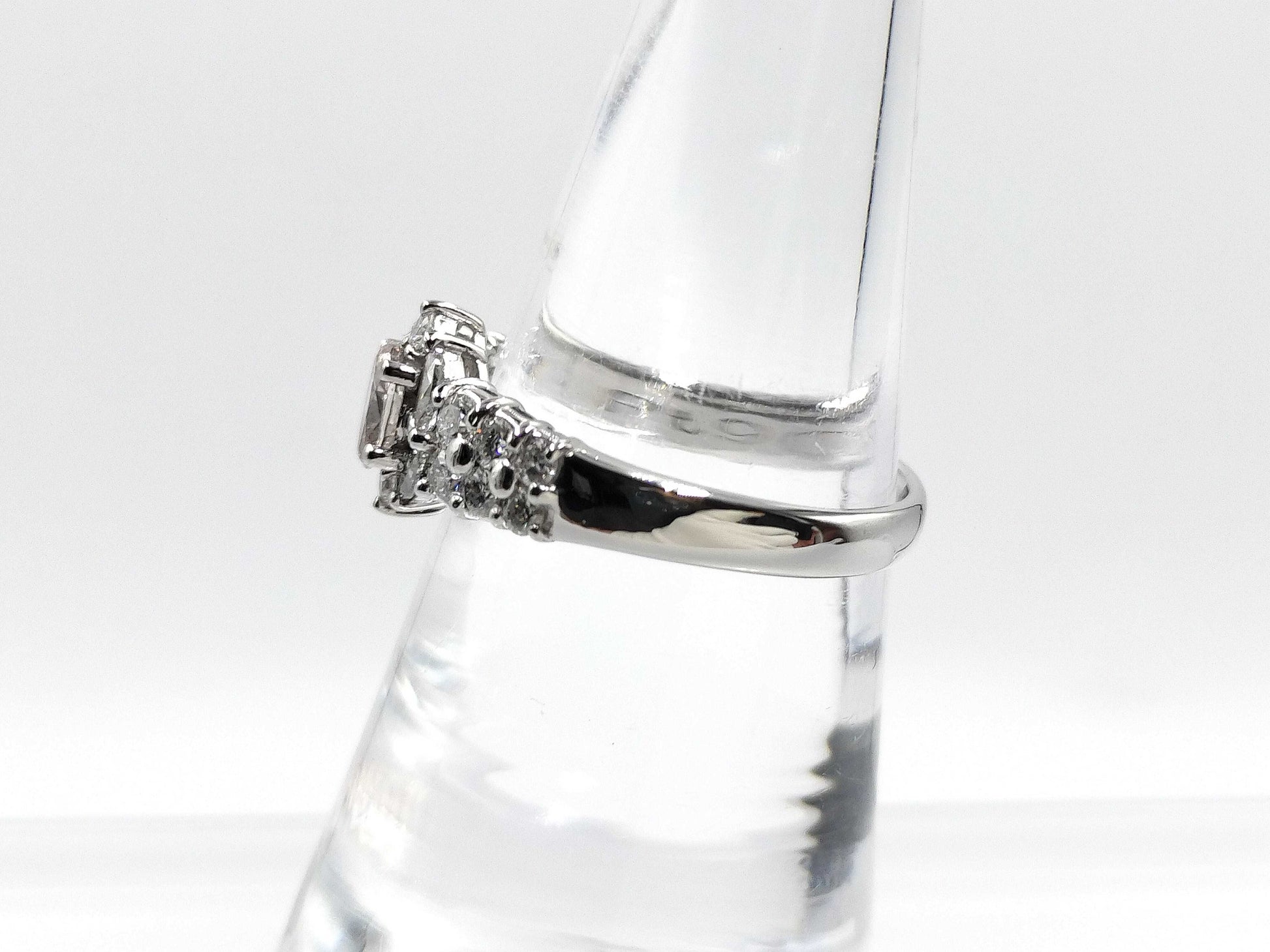 D0.258ct FD0.60ct PT900 4.5g Ring 