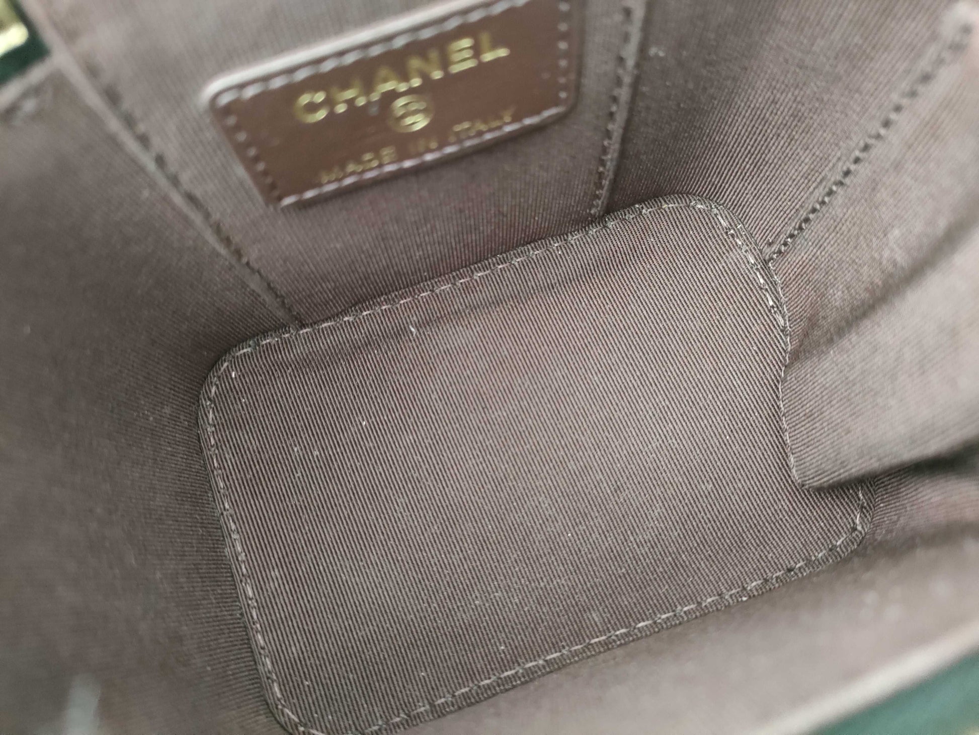 CHANEL #31 Caviar Skin Mini Vanity Chain Bag
