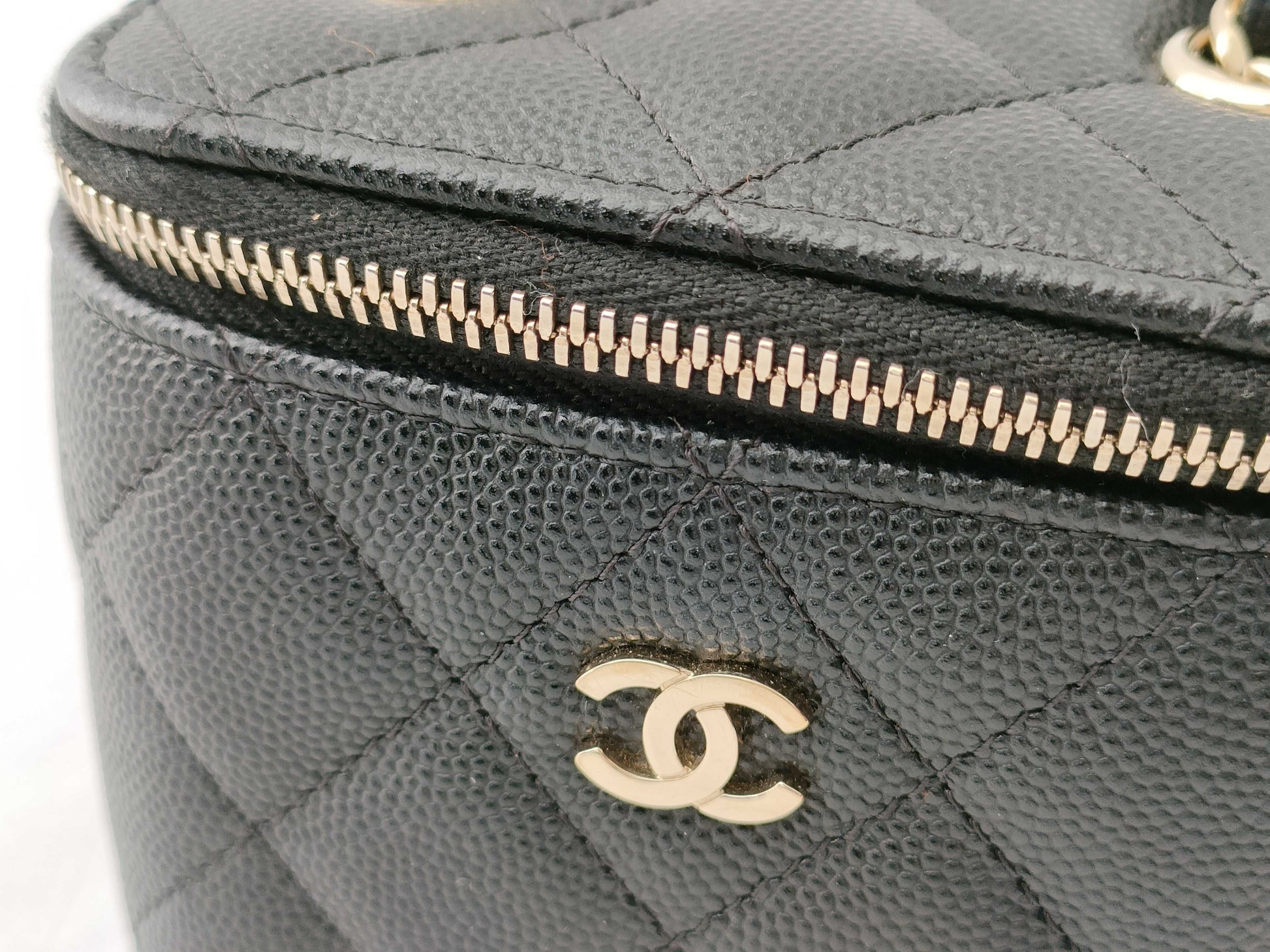 CHANEL #31 Caviar Skin Mini Vanity Chain Bag