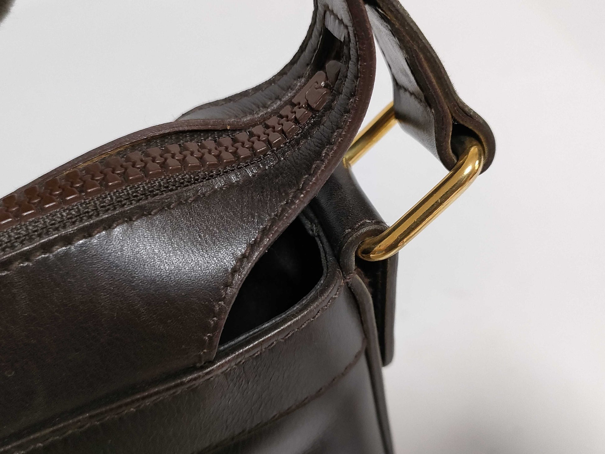 CELINE Leather Shoulder Bag Brown Shoulder Bag