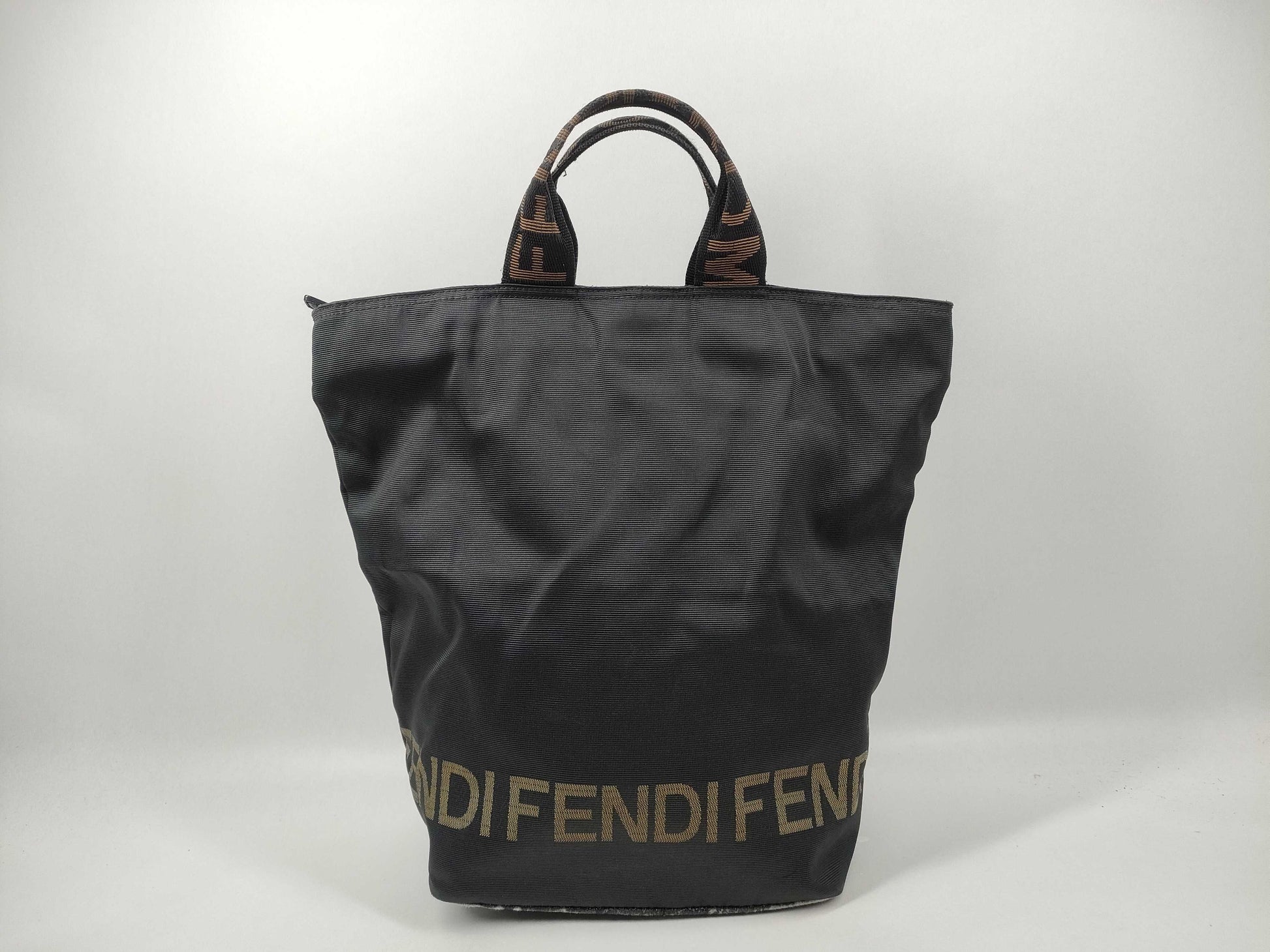 FENDI nylon bag, bottom piping condition considered, handbag