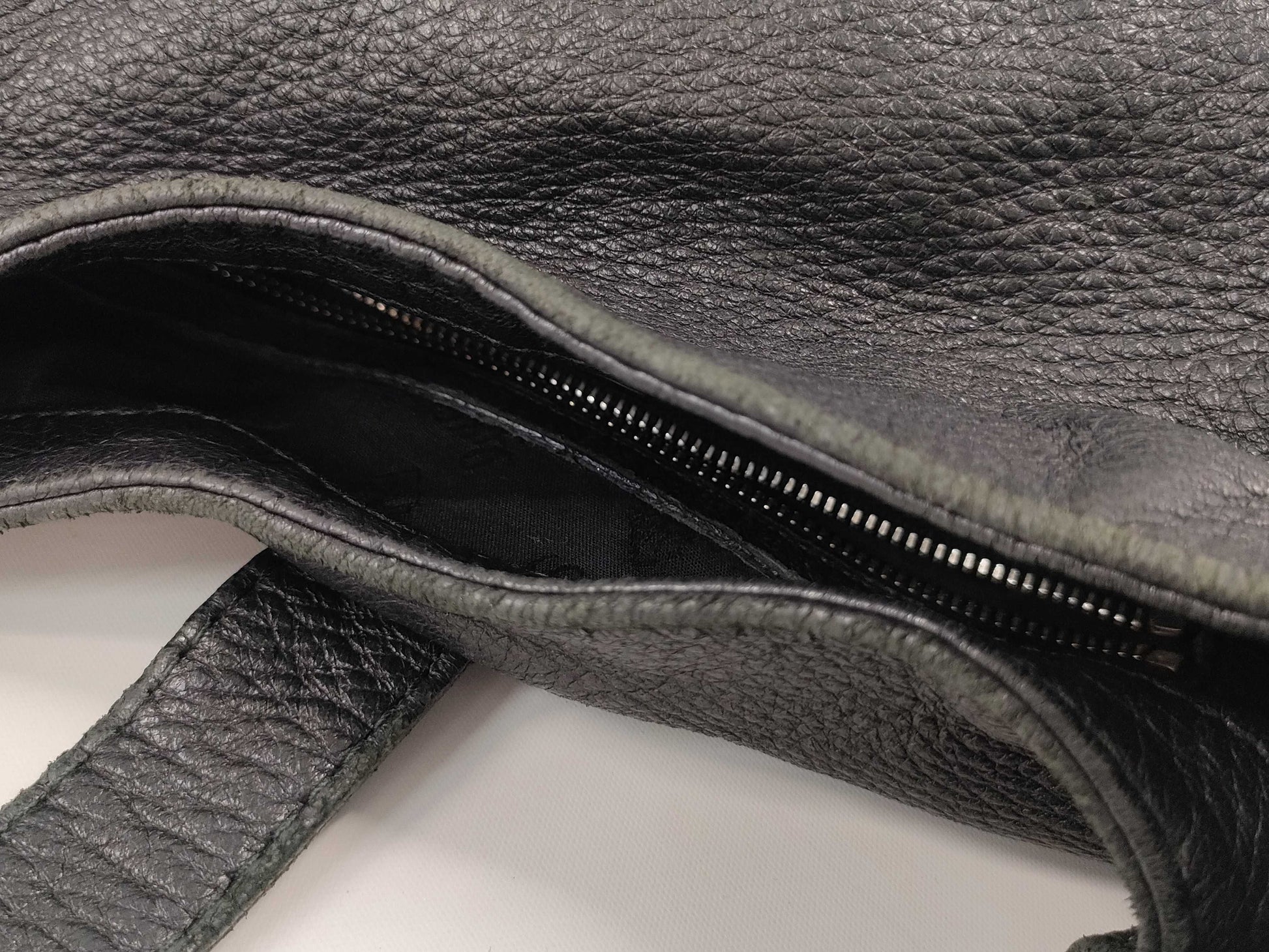 GUCCI Jackie Leather Shoulder Bag 246907