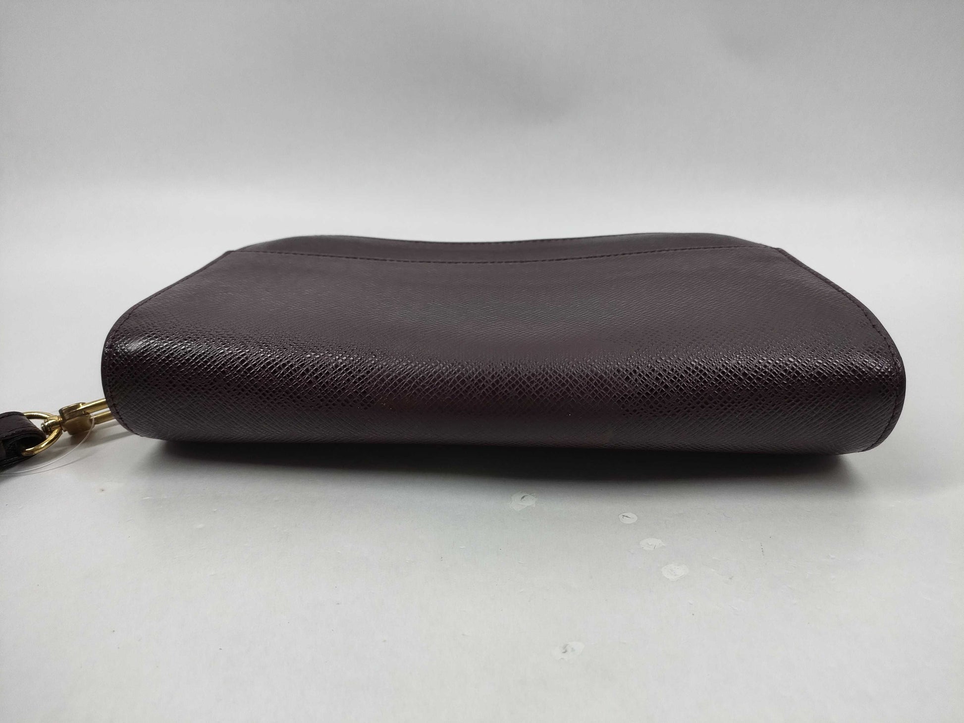 LOUIS VUITTON M30188 Taiga Baikal Second Bag