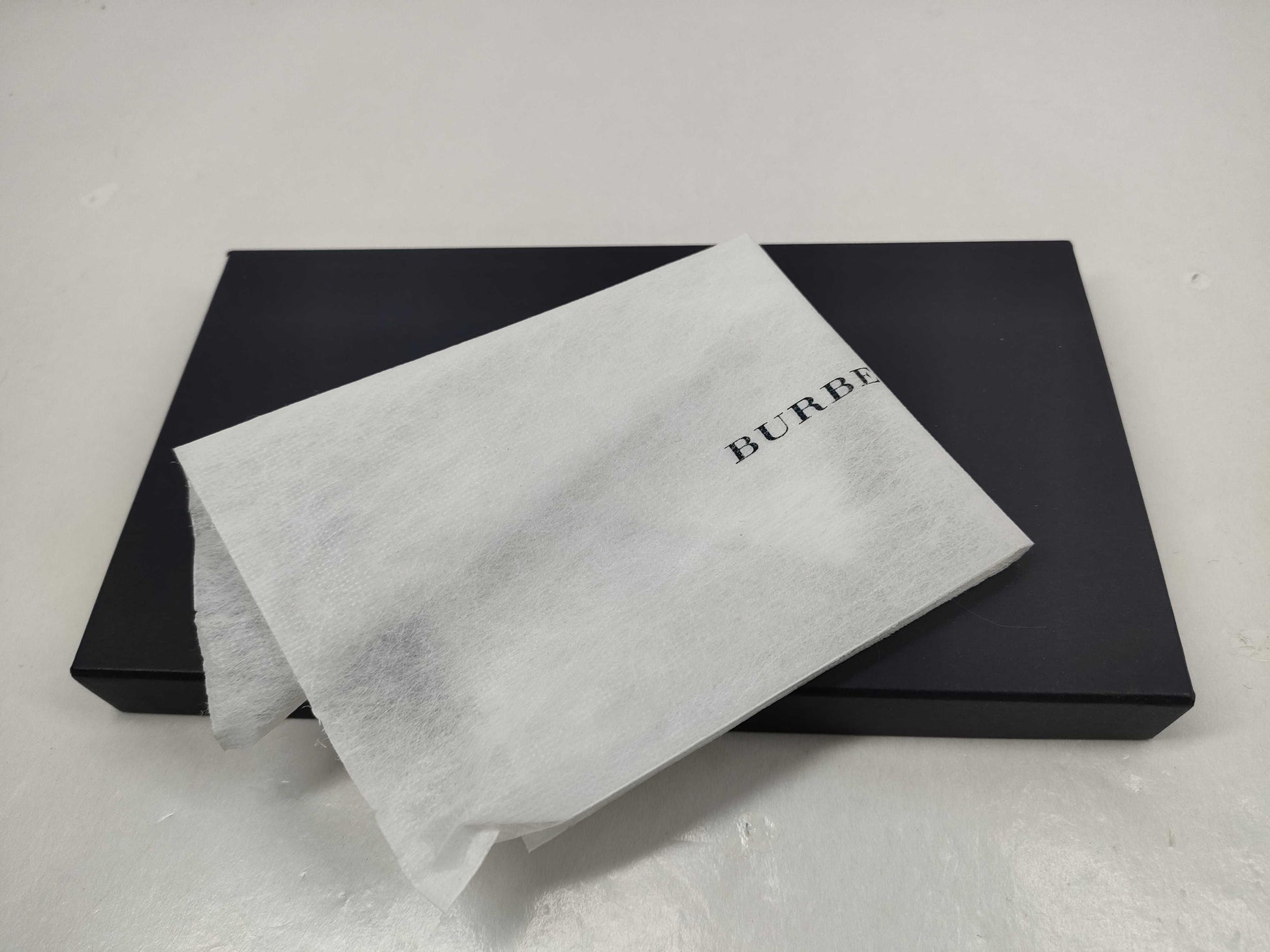 BURBERRY Gama Long Wallet