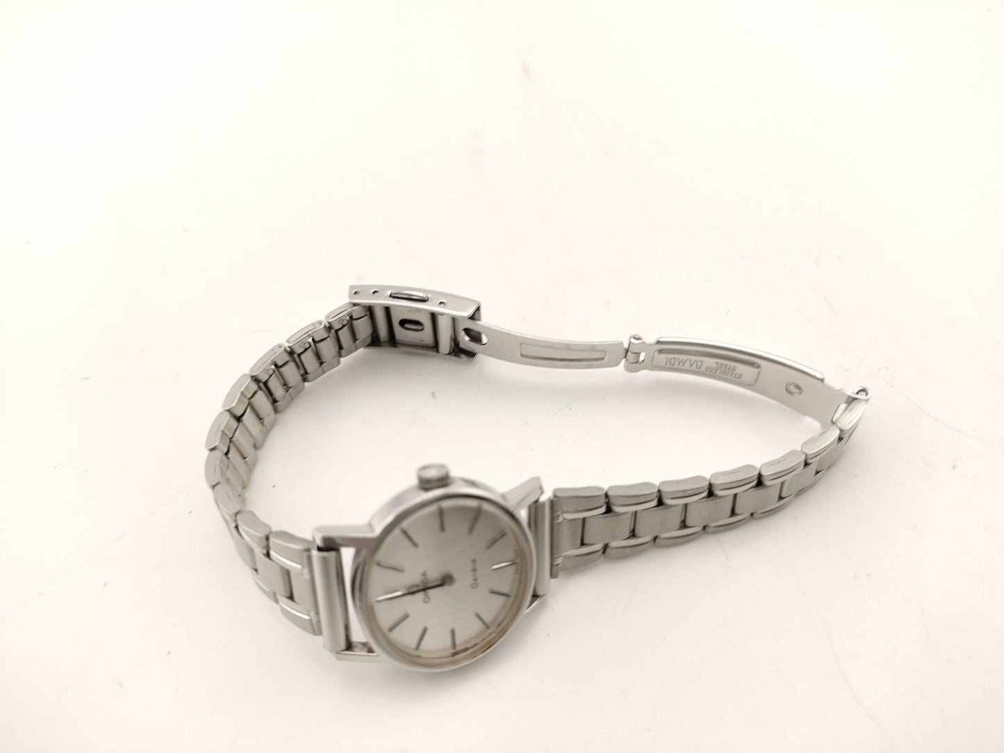 OMEGA Geneva Manual Winding Unmoving Women's Watch