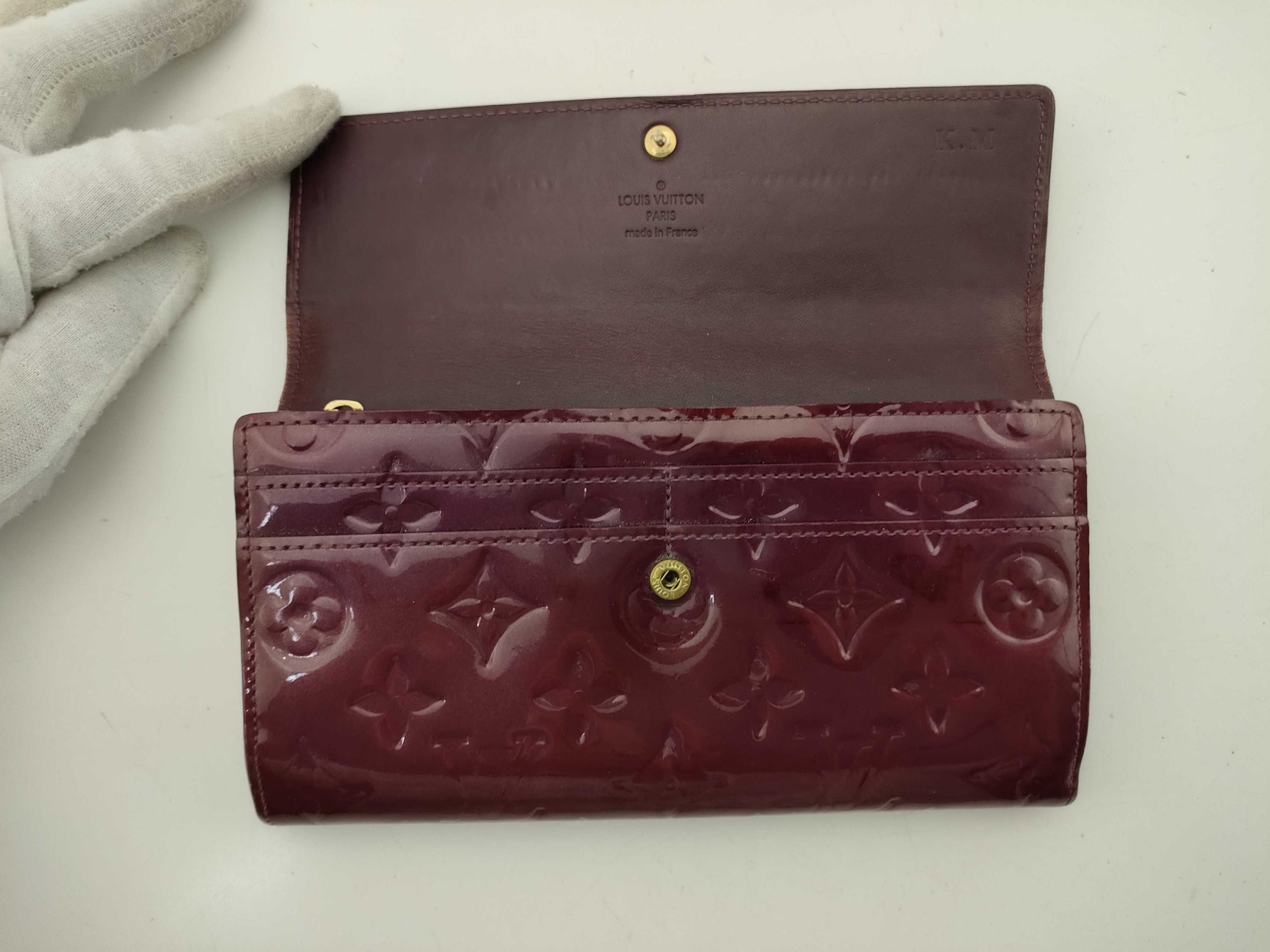 LOUIS VUITTON Vernis Vernis Porto Sarah Wallet