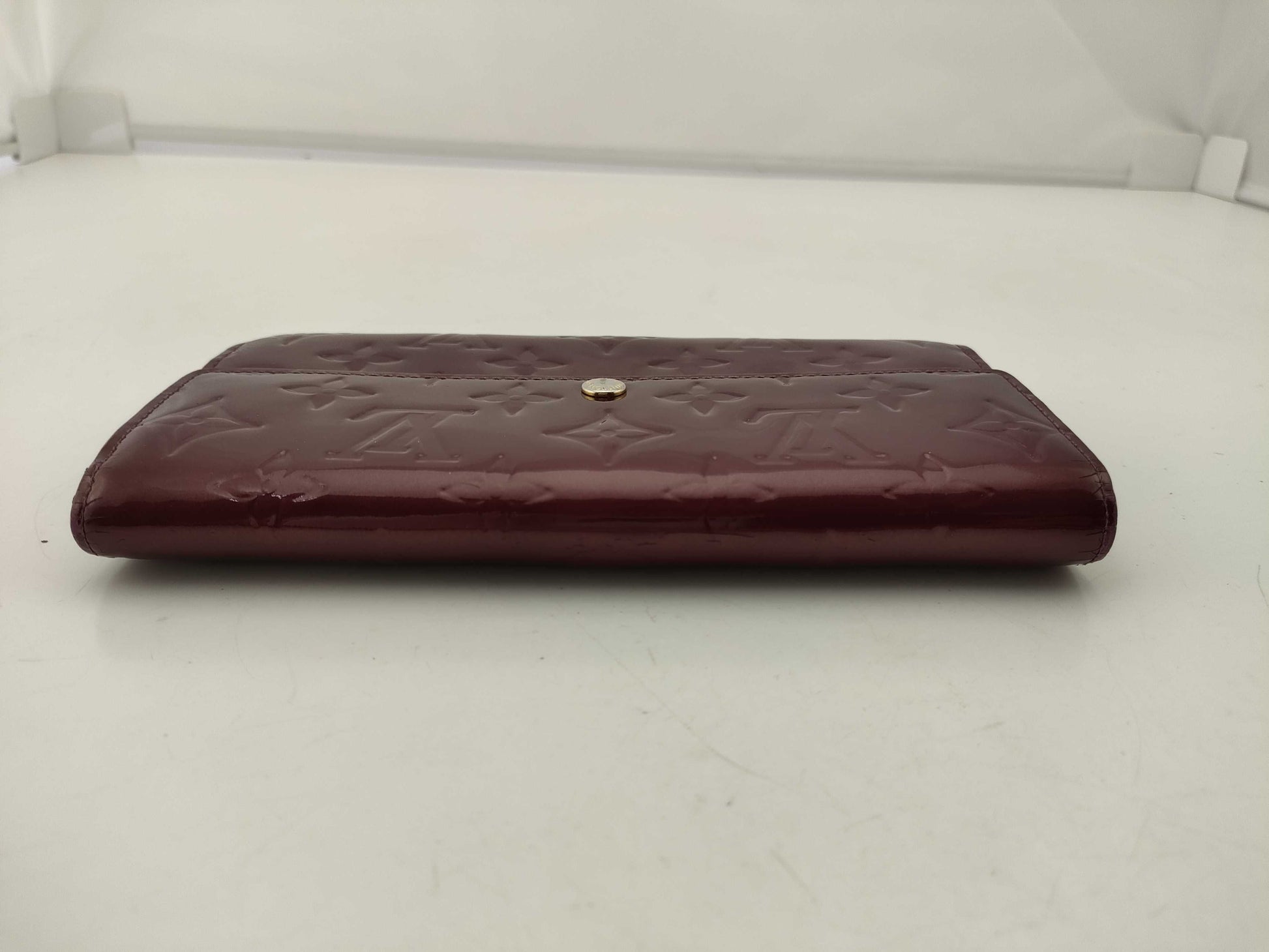 LOUIS VUITTON Vernis Vernis Porto Sarah Wallet