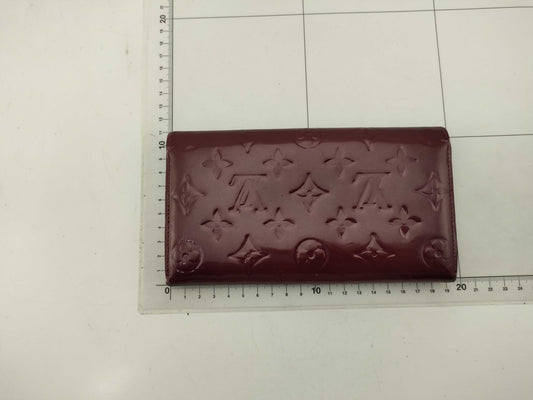 LOUIS VUITTON Vernis Vernis Porto Sarah Wallet