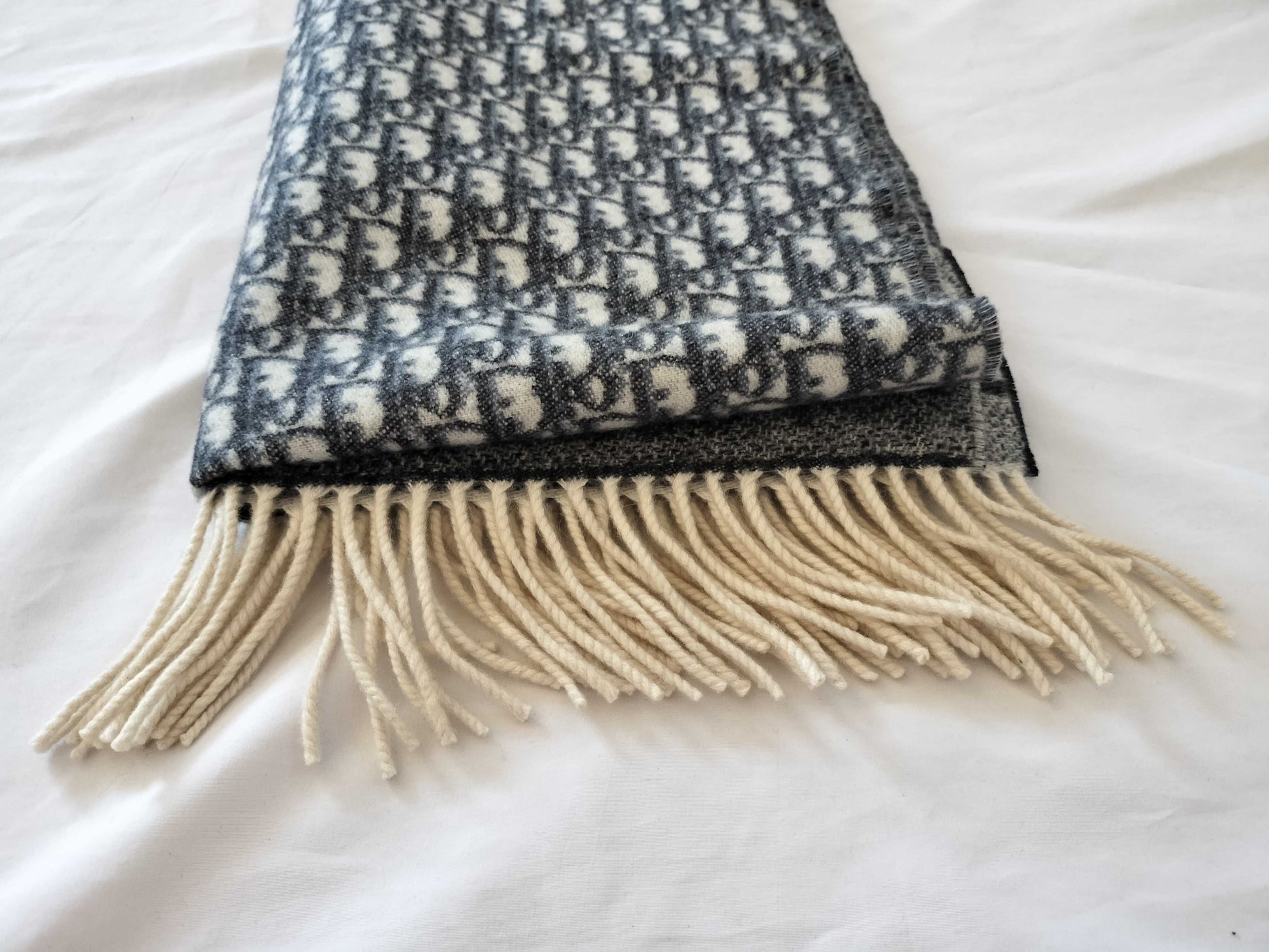 CHANEL Trotter Sunglasses Scarf