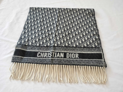CHANEL Trotter Sunglasses Scarf