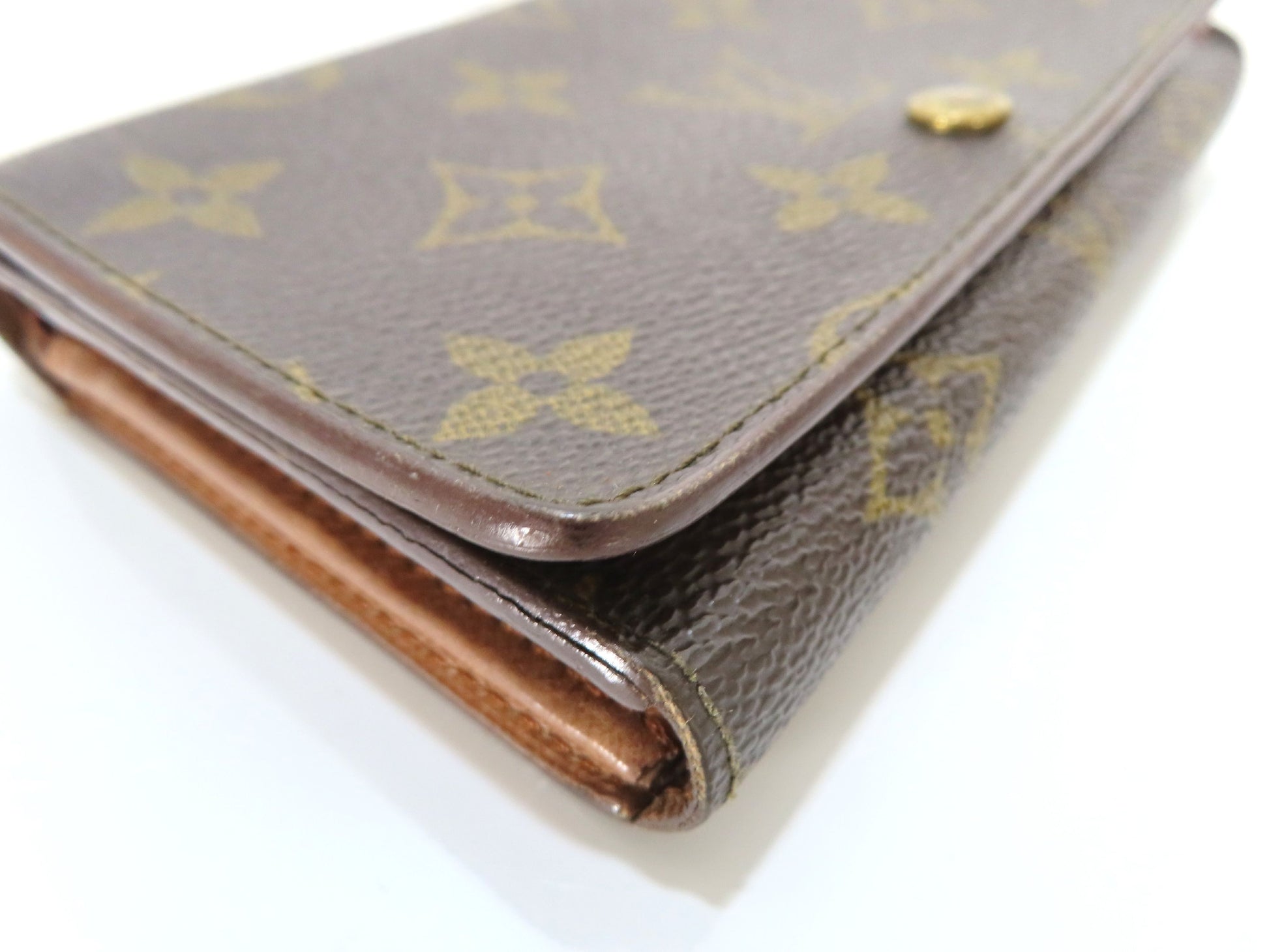 LOUIS VUITTON Monogram Compact Zip Wallet