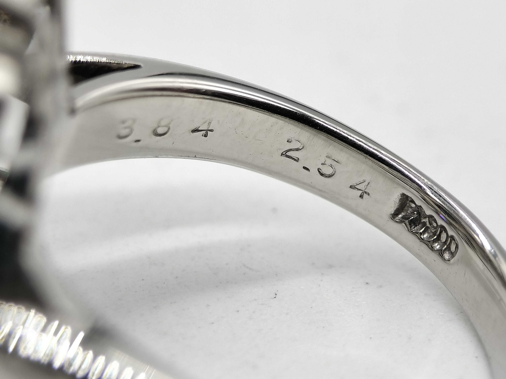AX 3.84ct D 2.54ct Pt900 10.0g Ring 