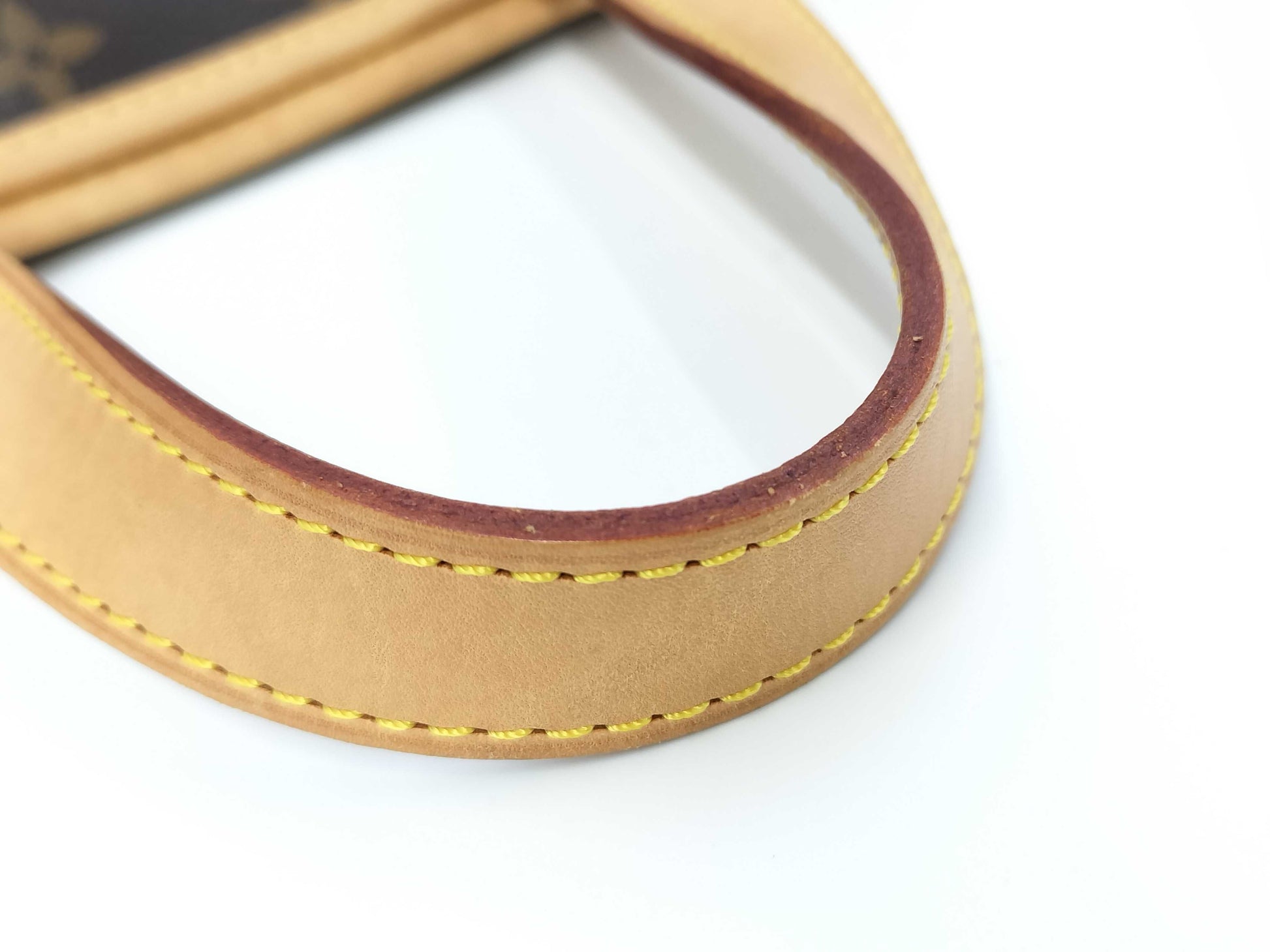 LOUIS VUITTON Monogram Batignolles Handbag