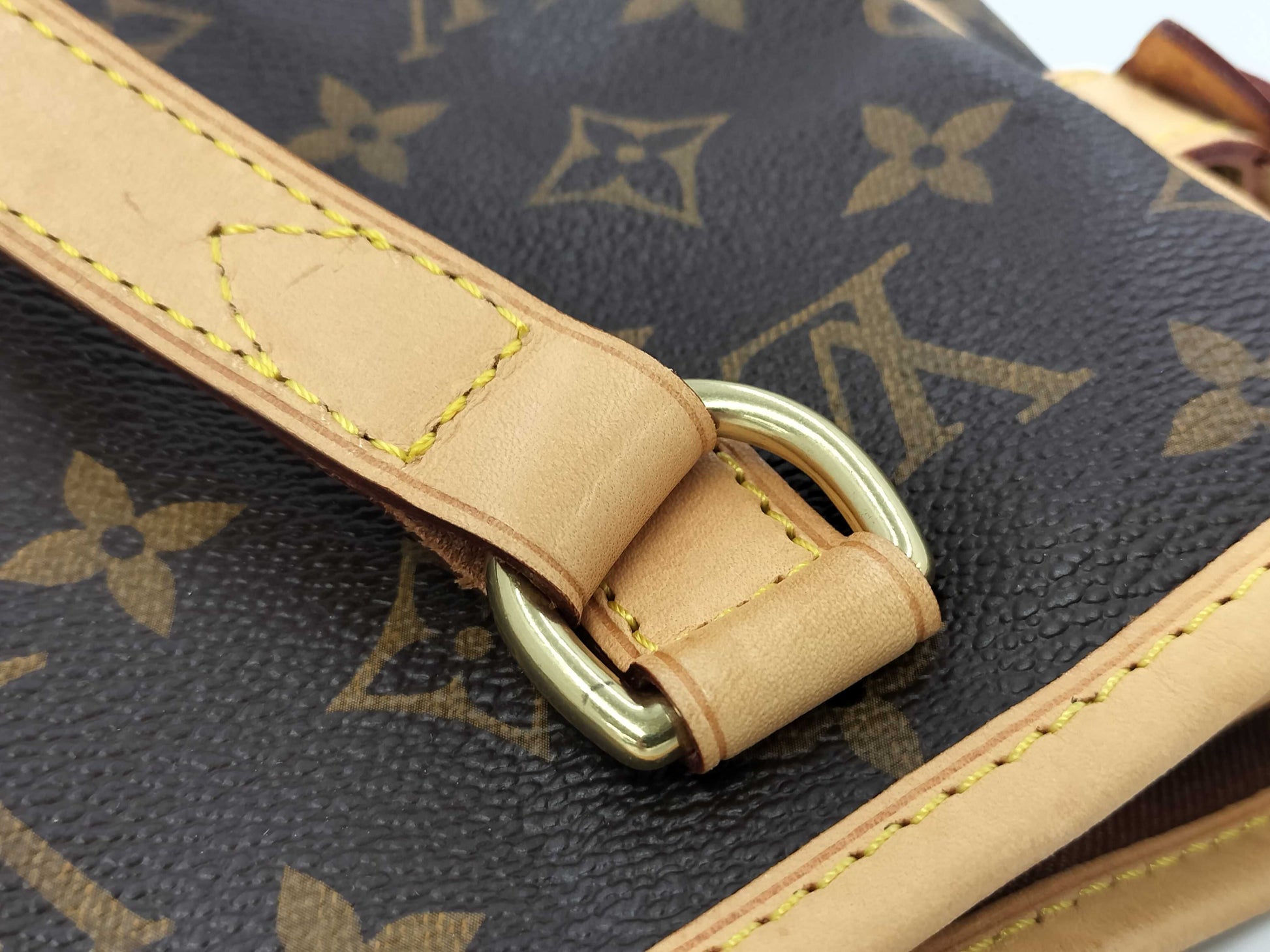 LOUIS VUITTON Monogram Batignolles Handbag
