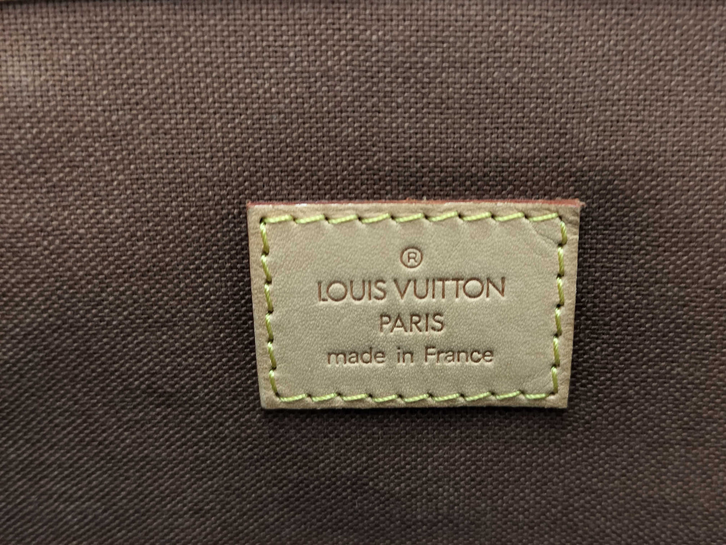 LOUIS VUITTON Monogram Batignolles Handbag