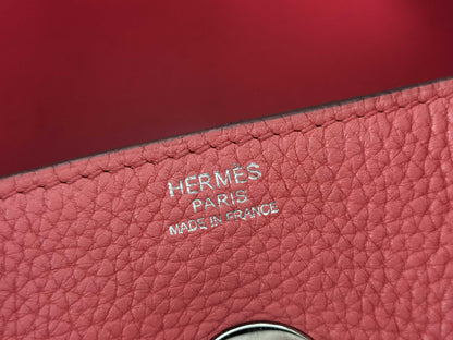 HERMES Lindy 34 Taurillon Red Handbag
