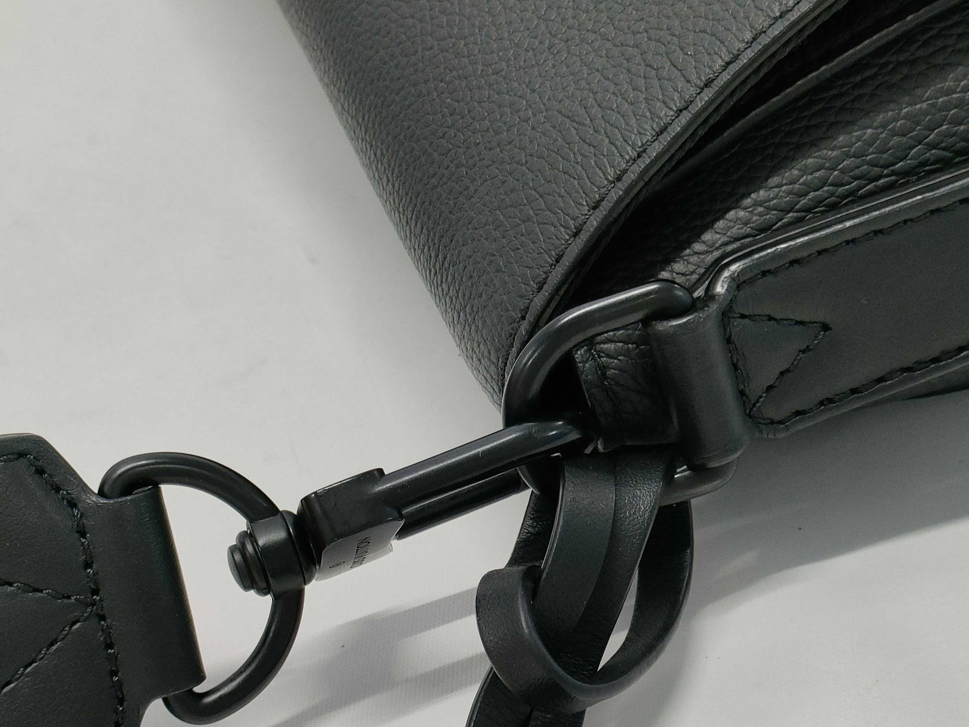 LOUIS VUITTON Aerogram Takeoff Messenger Shoulder Bag with RFID Tag