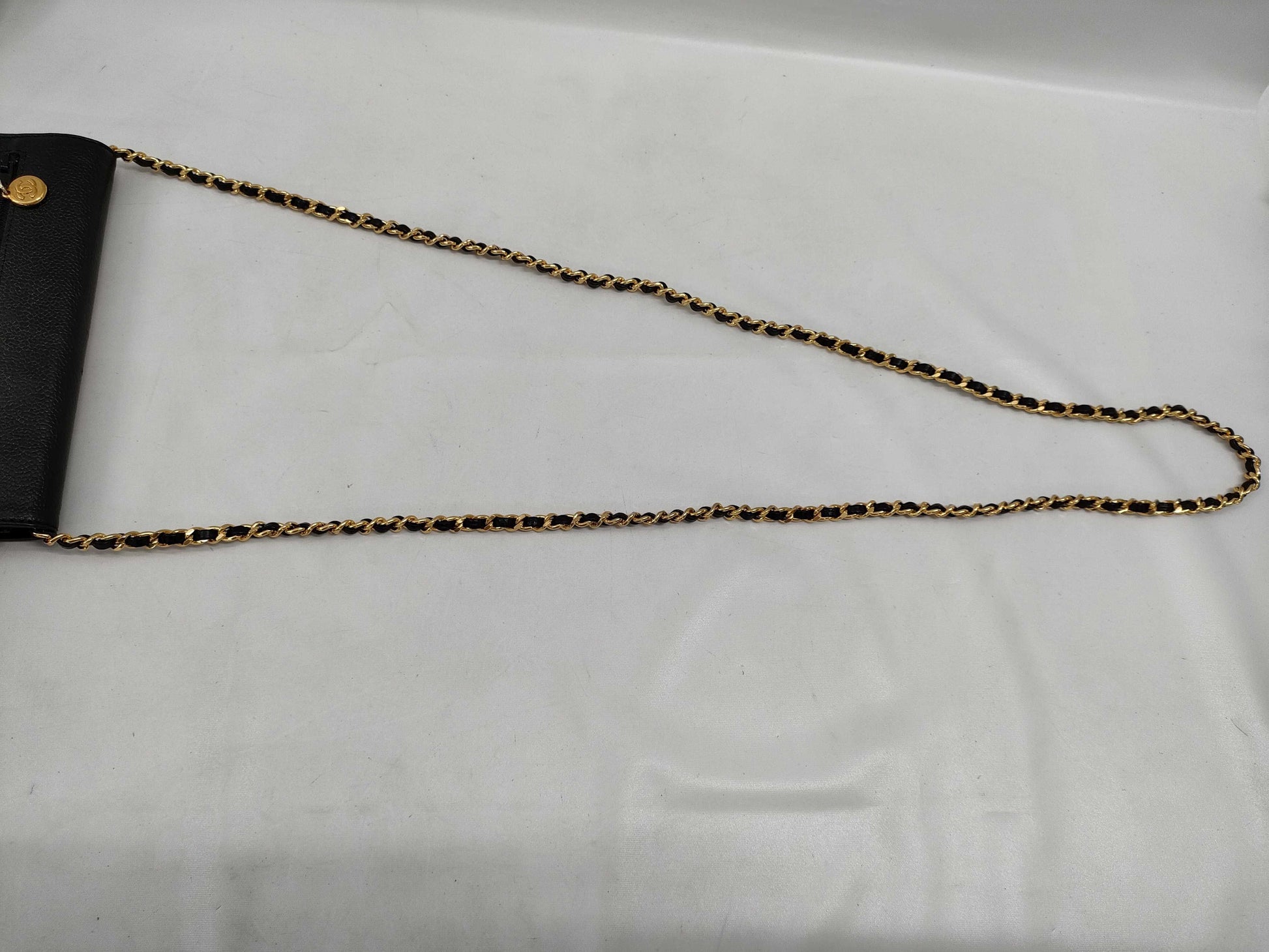 CHANEL Caviar Skin Chain Wallet Shoulder Bag