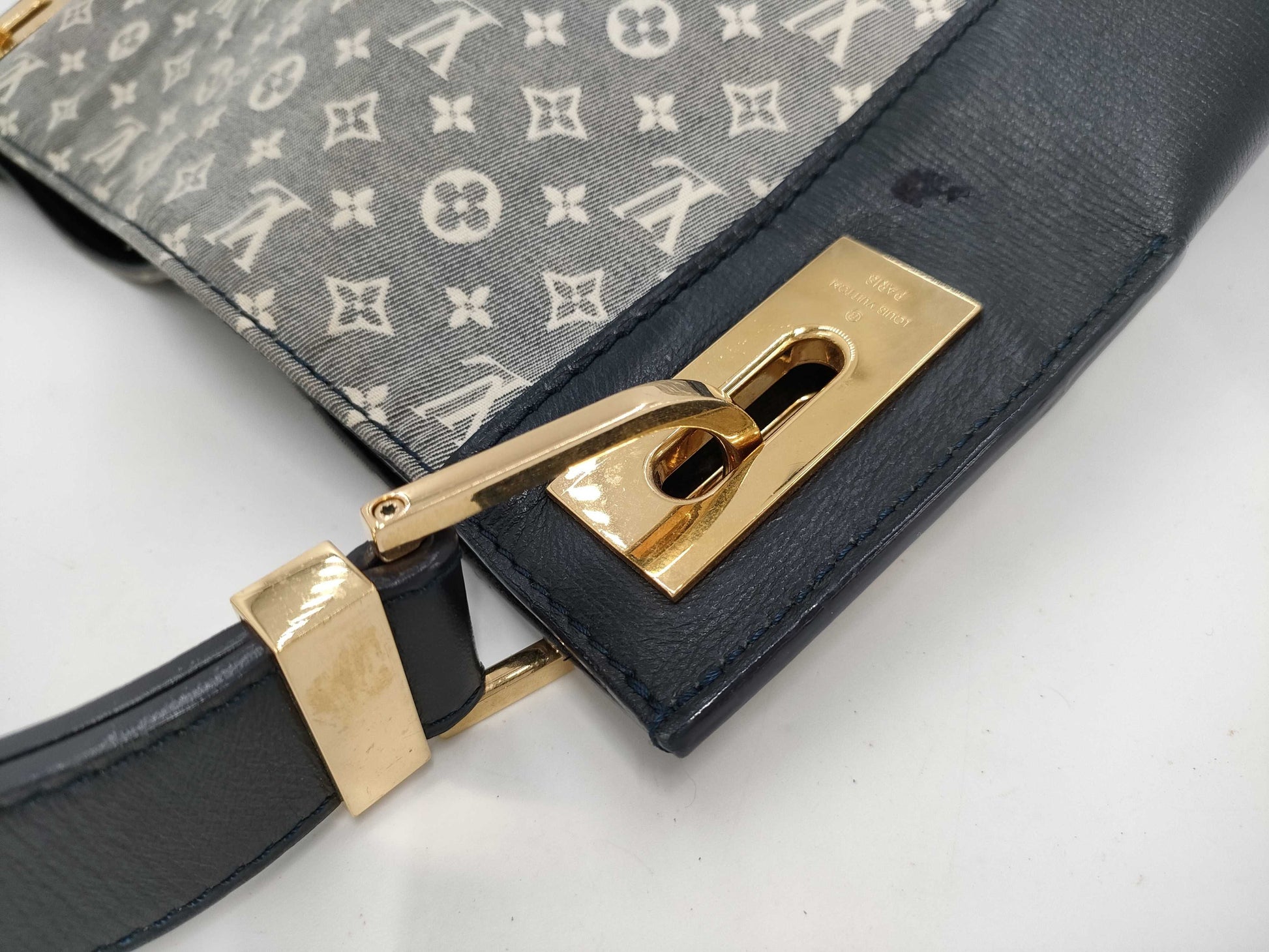 LOUIS VUITTON Monogram Idylle Rendez-Vous Tote Bag