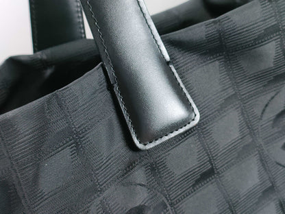 CHANEL New Travel Line No. 9 Tote Bag