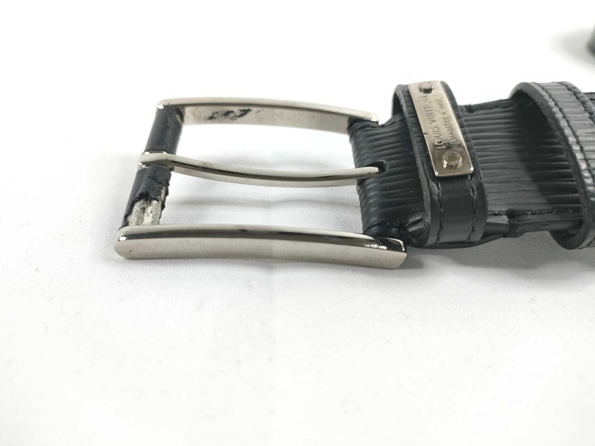 LOUIS VUITTON Epi M9892/Santeur/95/39 Belt