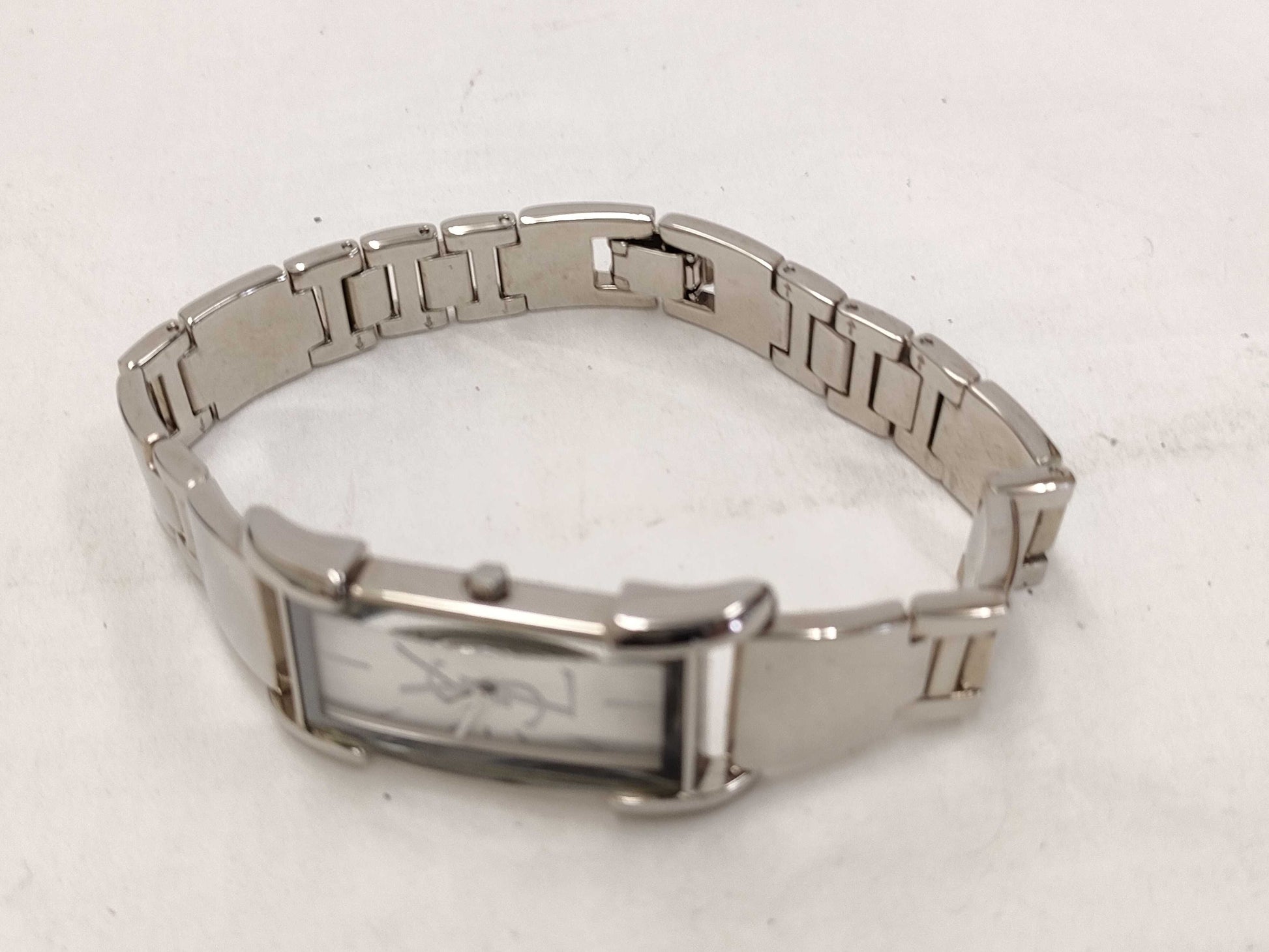 Yves Saint Laurent 5421-H16218 Y Women's Quartz Watch