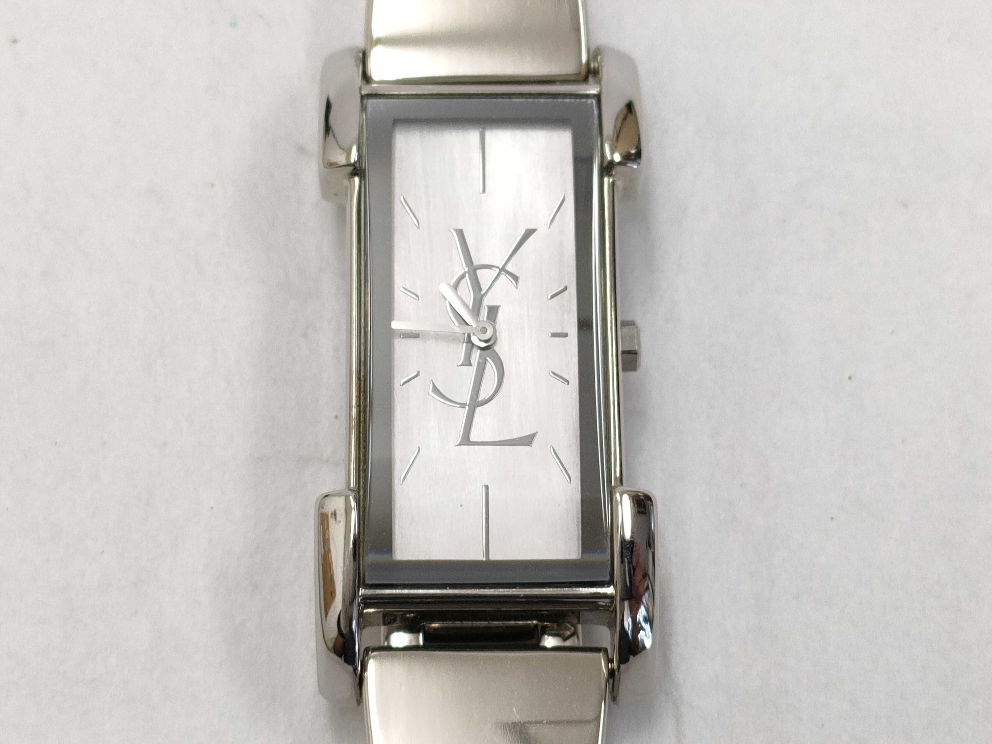 Yves Saint Laurent 5421-H16218 Y Women's Quartz Watch