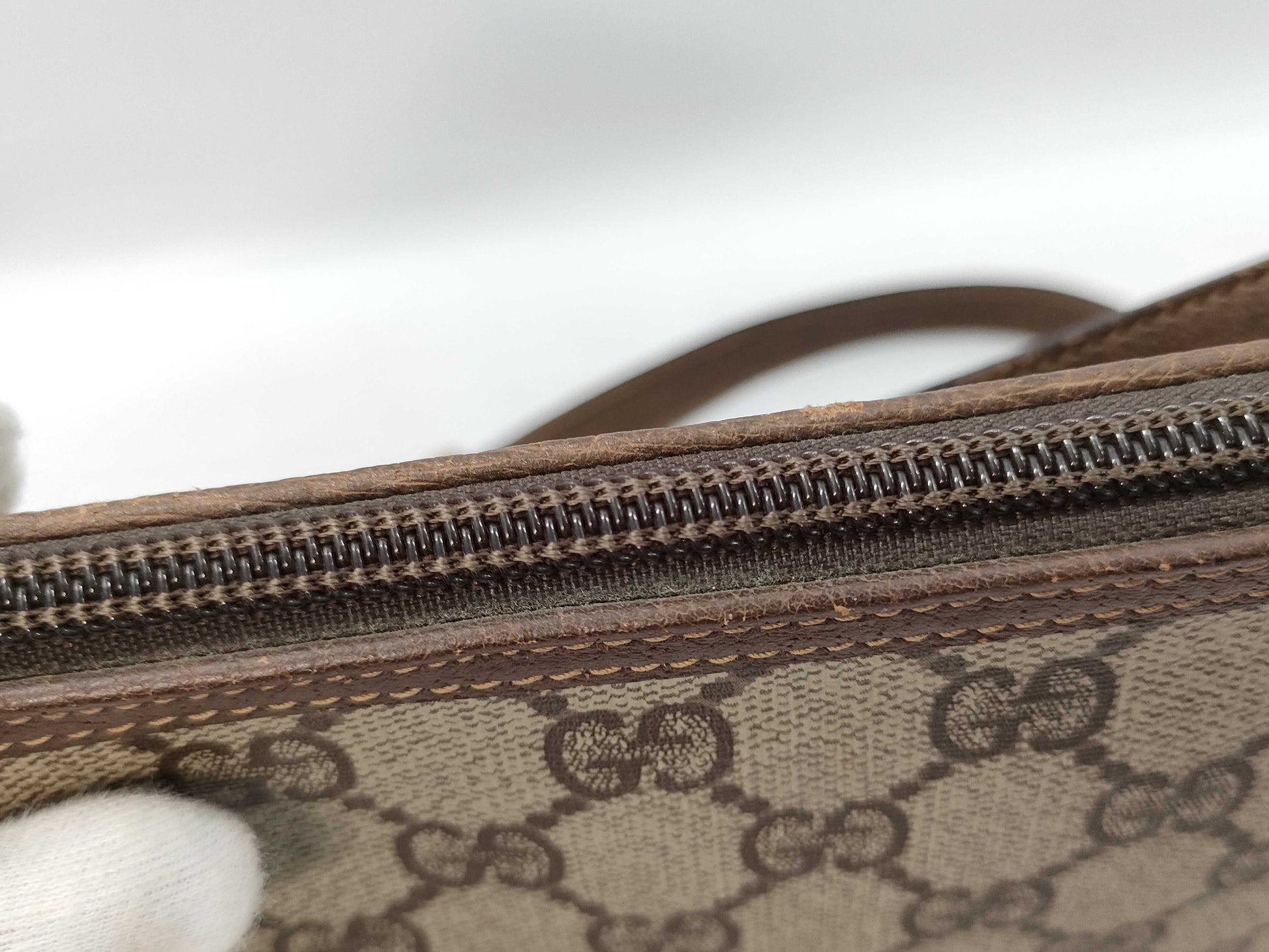 GUCCI Old Shoulder Bag