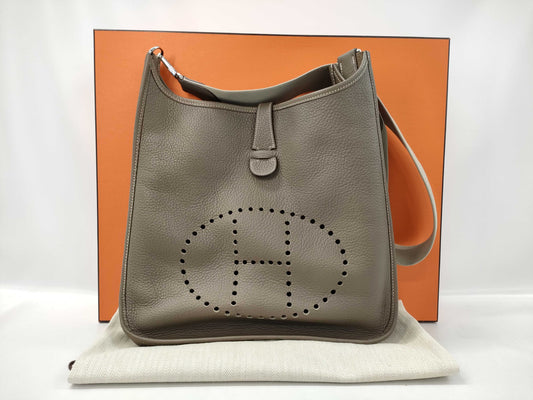 HERMES Evelyn I PM □* Stamped Silver Hardware Shoulder Bag