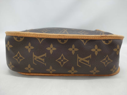 LOUIS VUITTON Monogram M40105 Messenger Bosphor Shoulder Bag