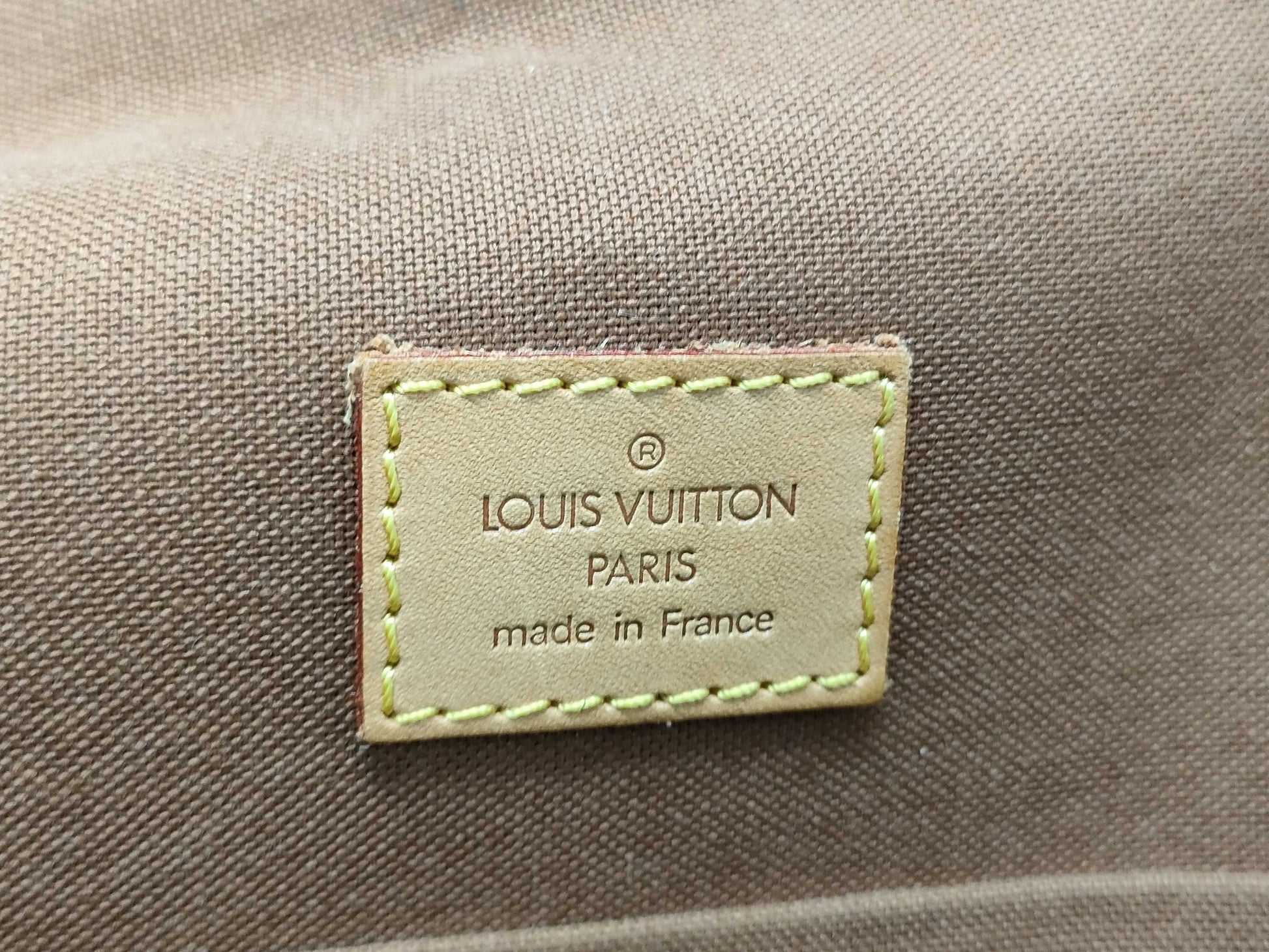 LOUIS VUITTON Monogram M40105 Messenger Bosphor Shoulder Bag