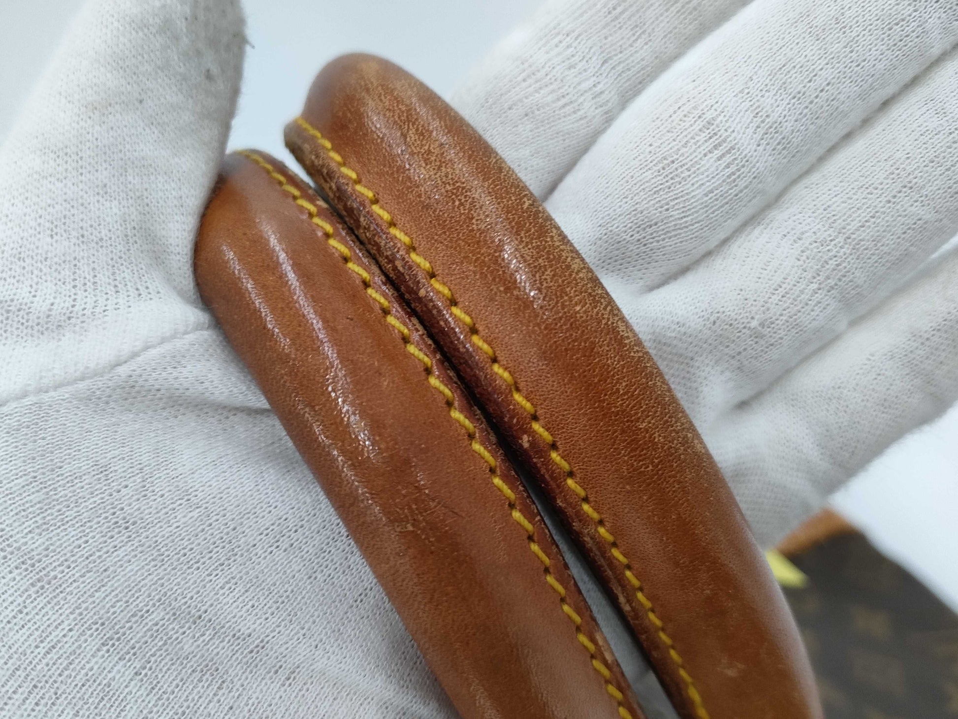 LOUIS VUITTON Monogram Keepall Bandouliere/No Band Boston Bag