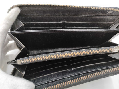 LOUIS VUITTON Zippy Wallet