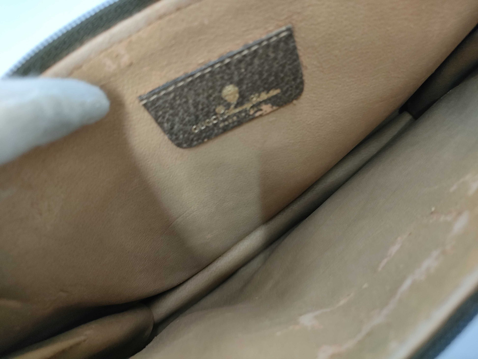 GUCCI GG Supreme Old Gucci Second Bag 97.01.029 Interior Deterioration Second Bag