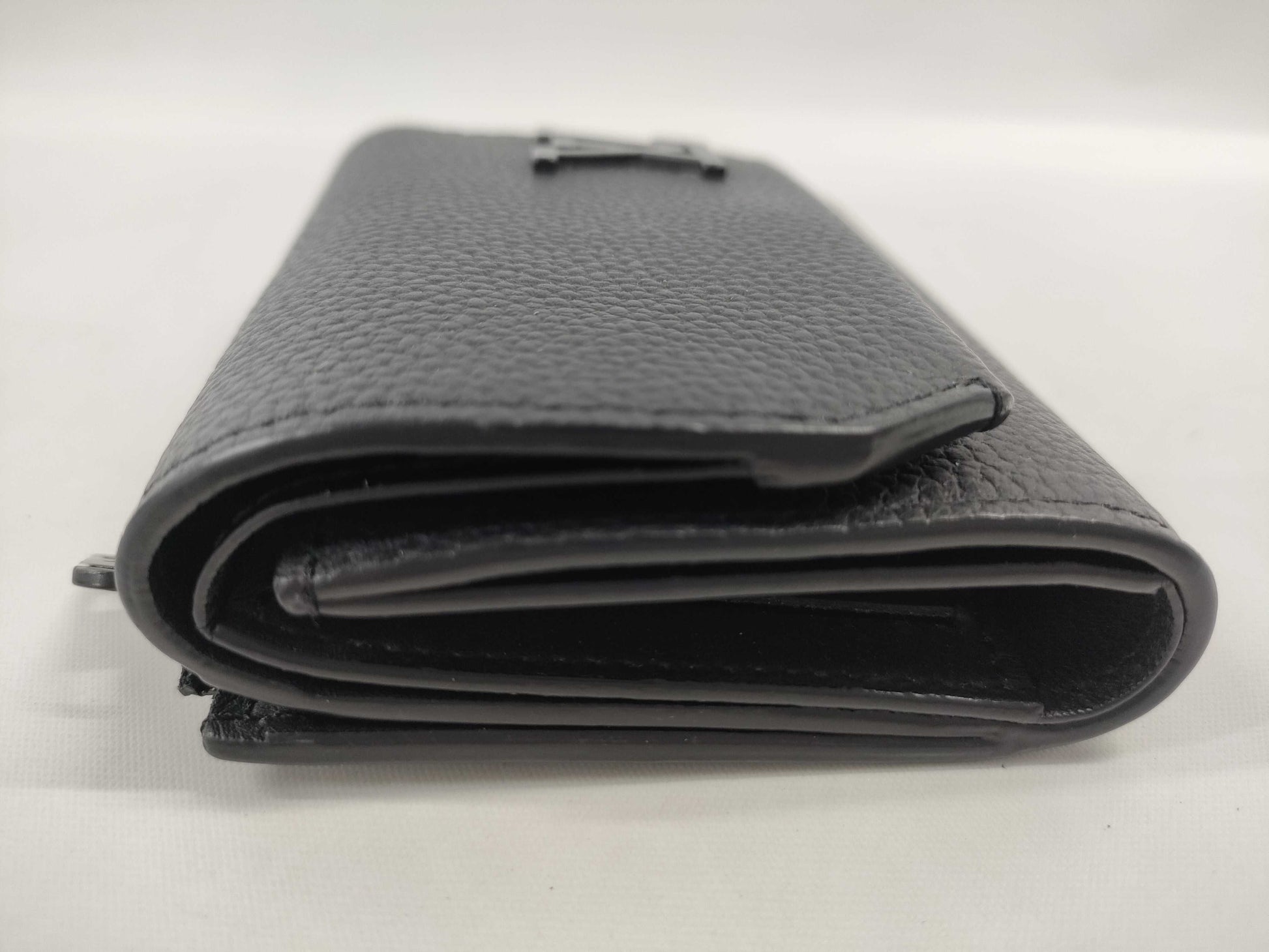 LOUIS VUITTON Aerogramme Portefeuille Pilot M81740 Wallet